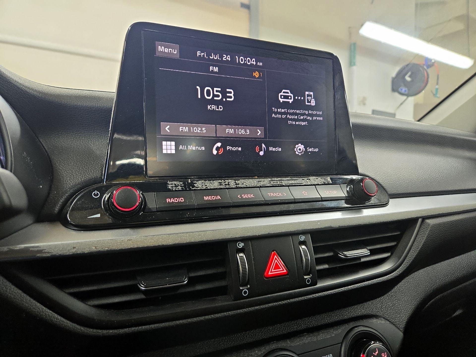 Thumbnail: 2024 Kia Forte - 15