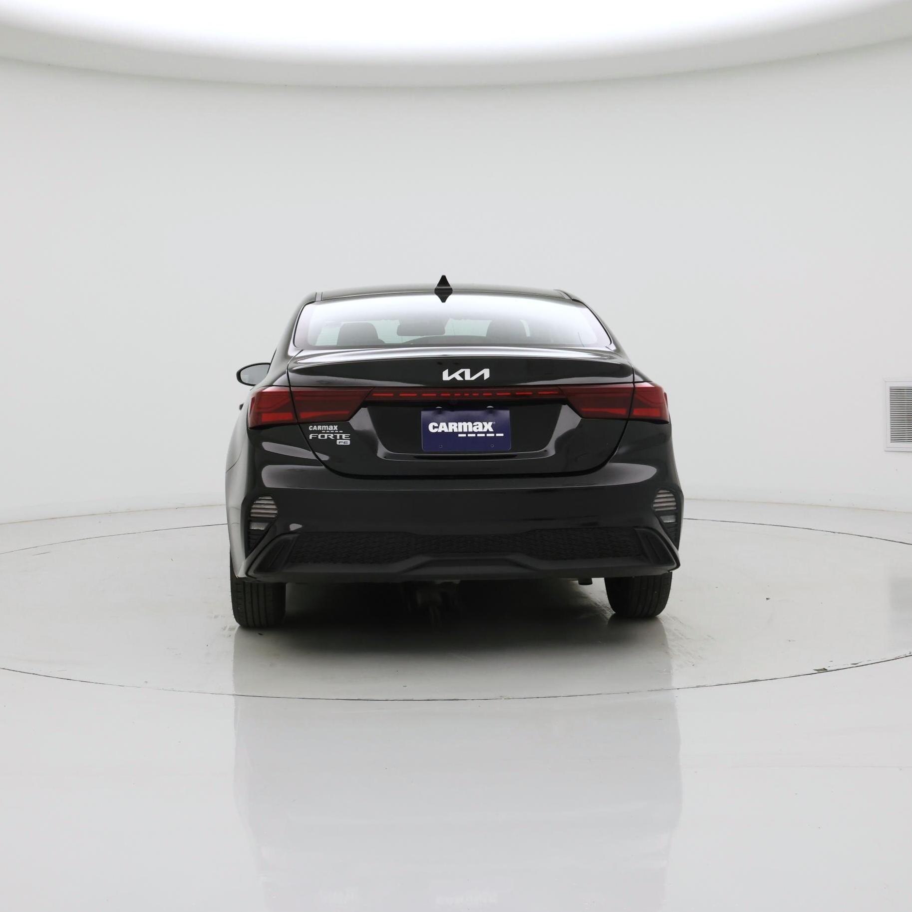 Thumbnail: 2024 Kia Forte - 6