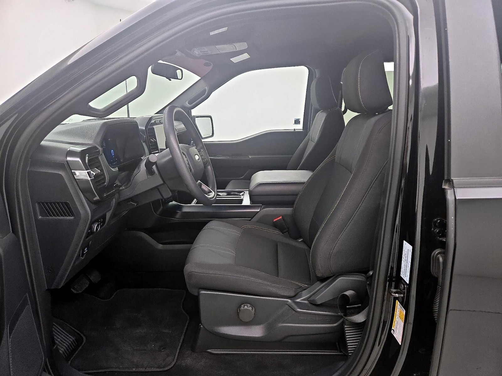 2024 Ford F-150 STX - Photo 12