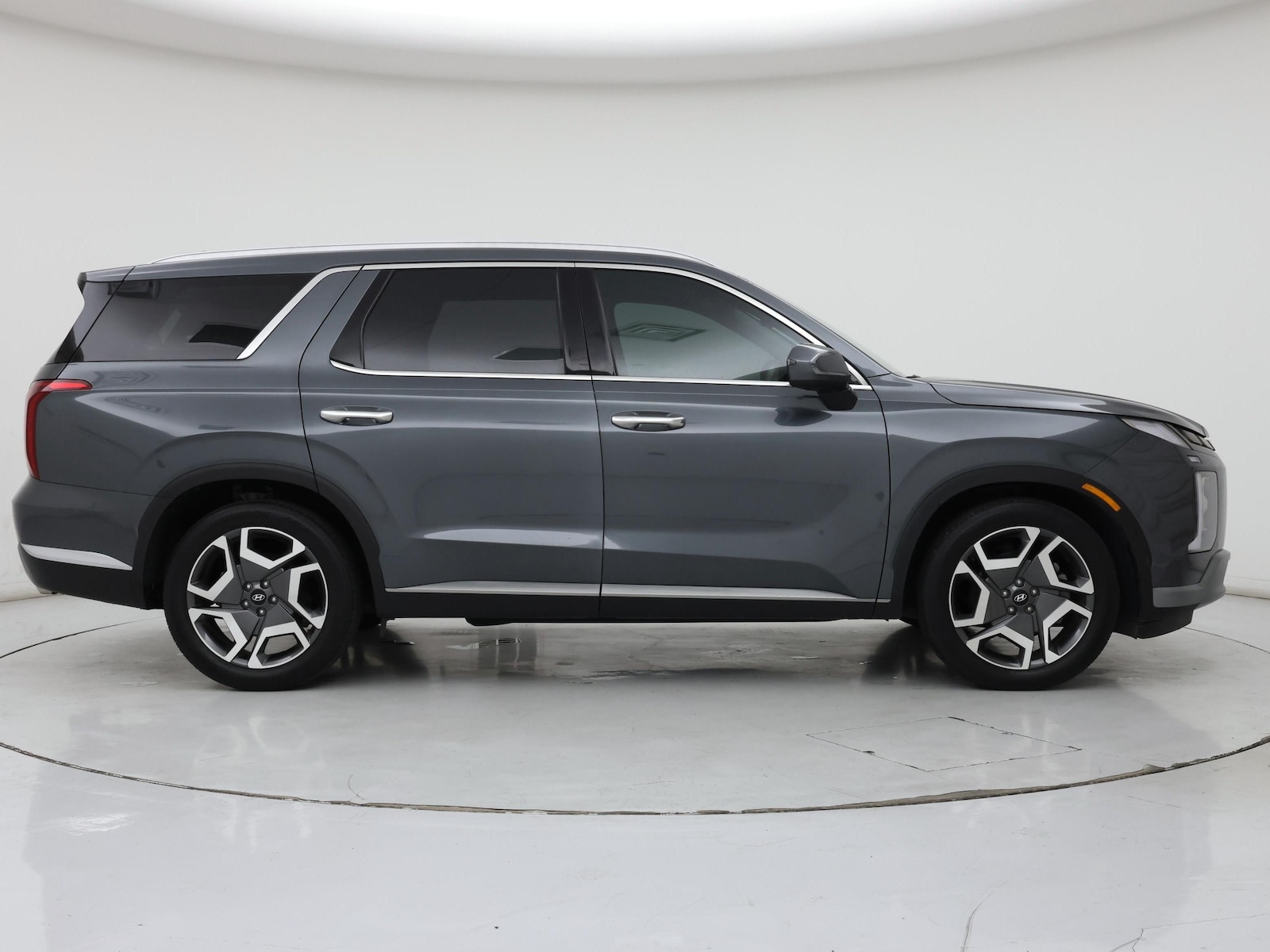 2023 Hyundai Palisade Limited - Photo 8