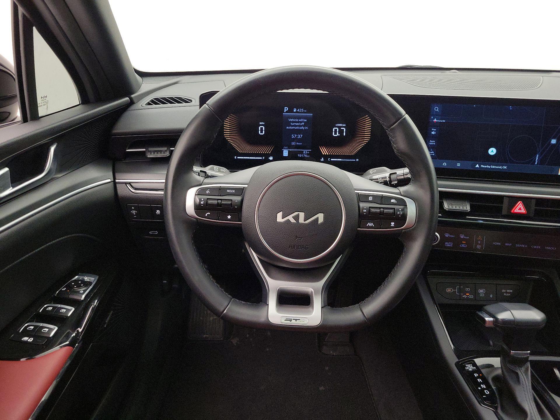 Thumbnail: 2025 Kia K5 - 10