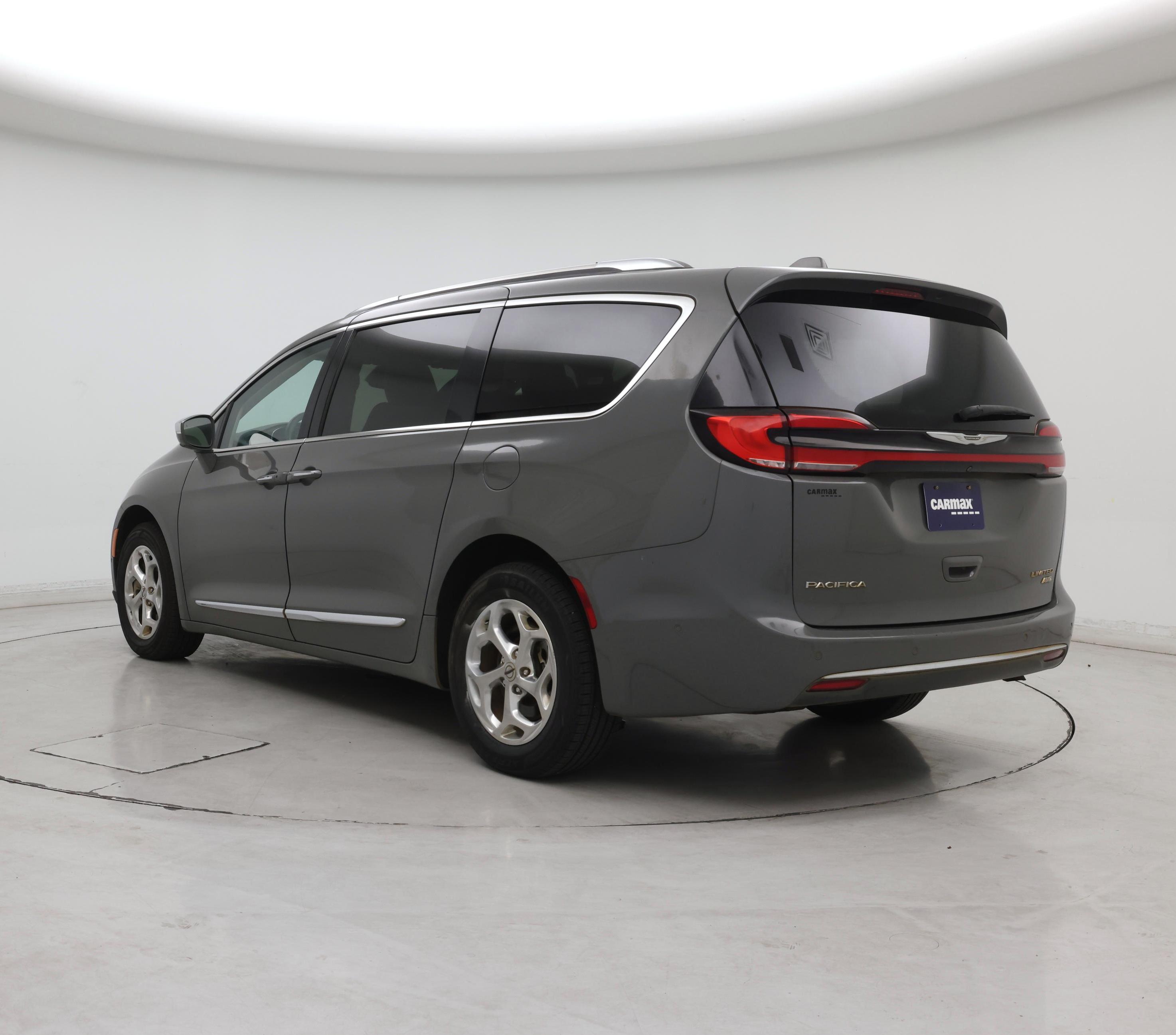 Thumbnail: 2021 Chrysler Pacifica - 2