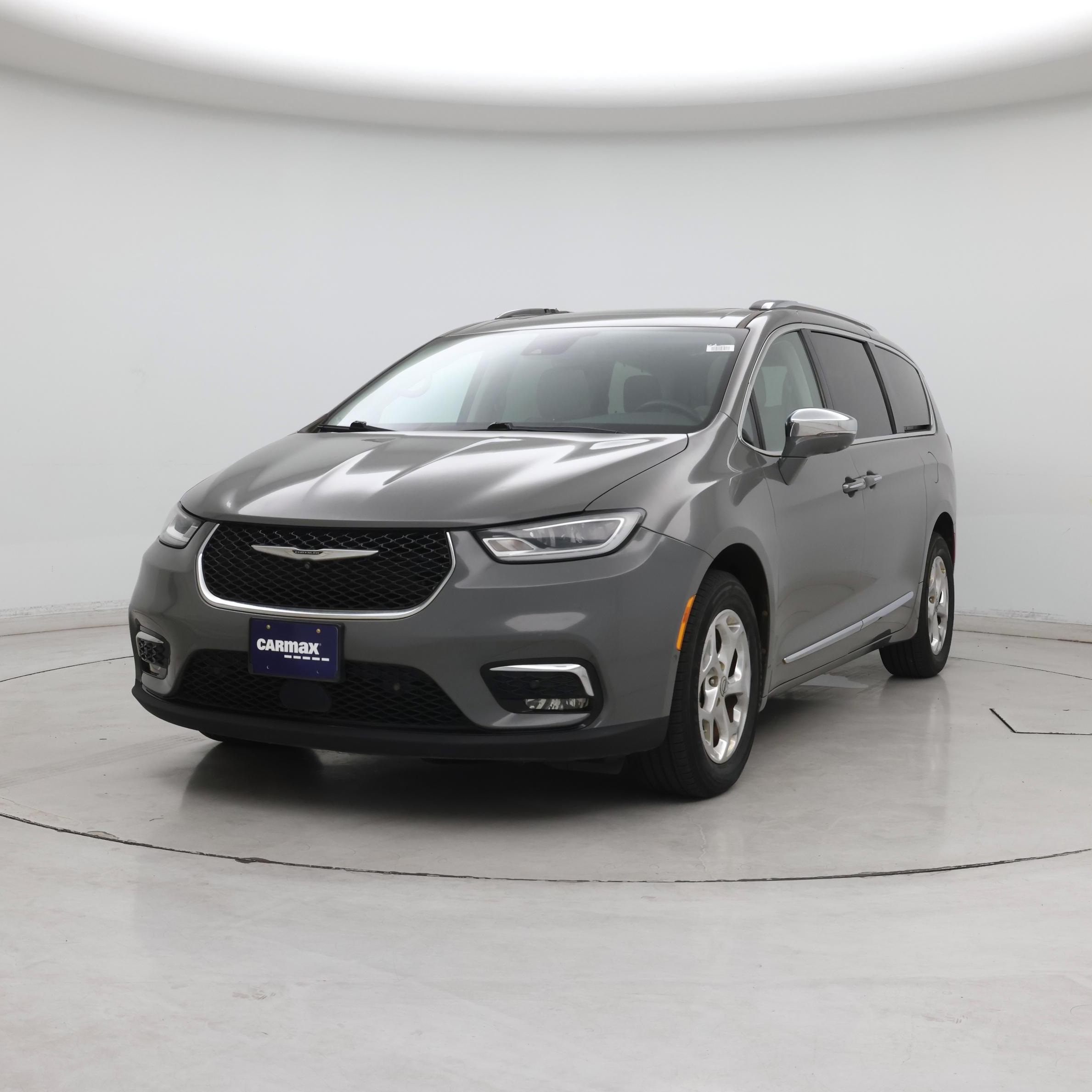 Thumbnail: 2021 Chrysler Pacifica - 4