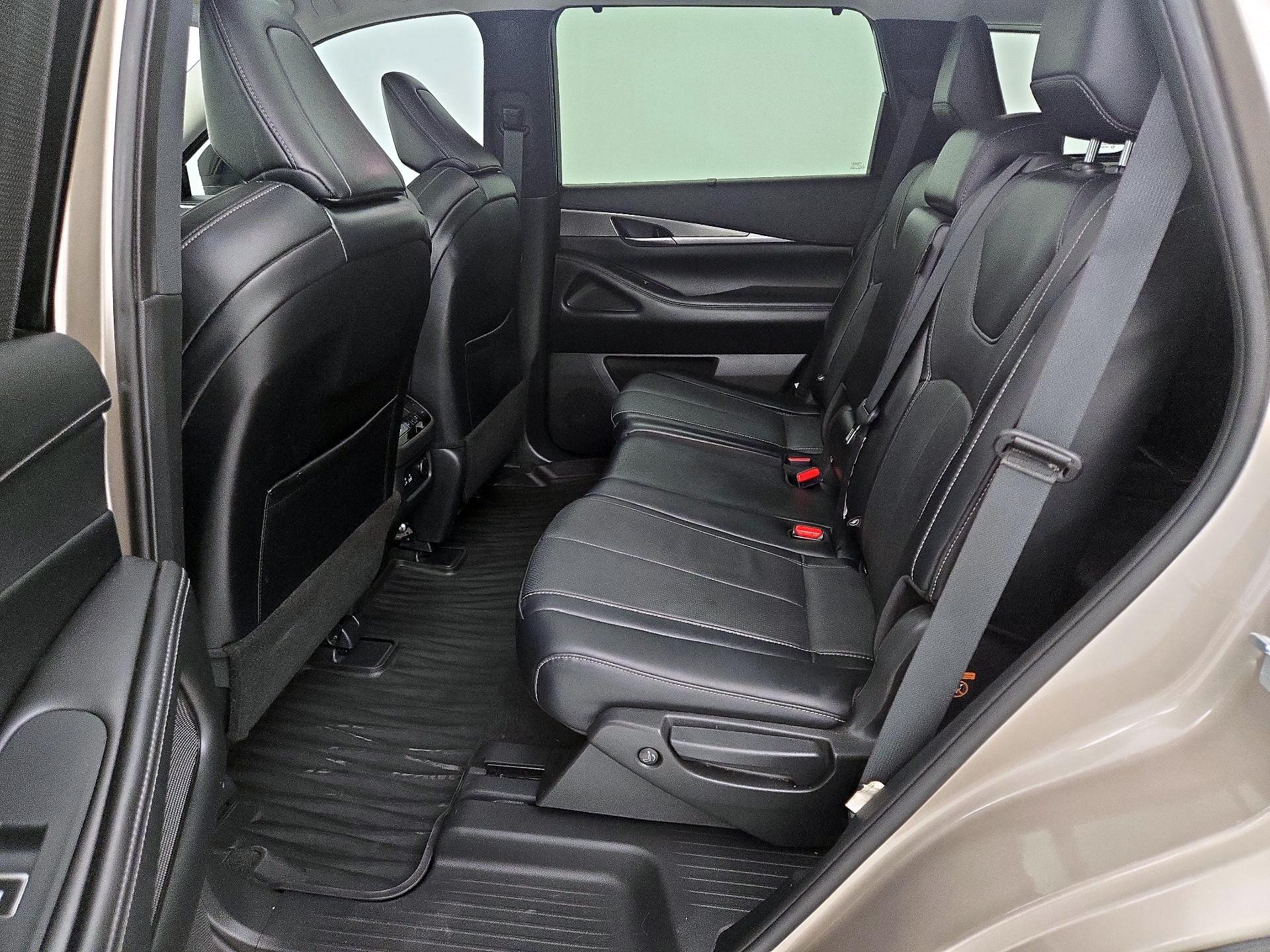 Thumbnail: 2023 INFINITI QX60 - 19