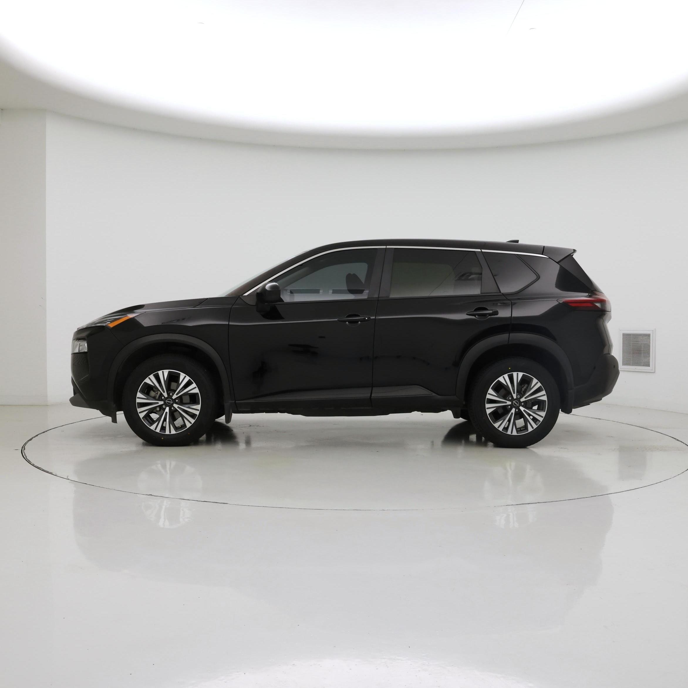 Thumbnail: 2023 Nissan Rogue - 3