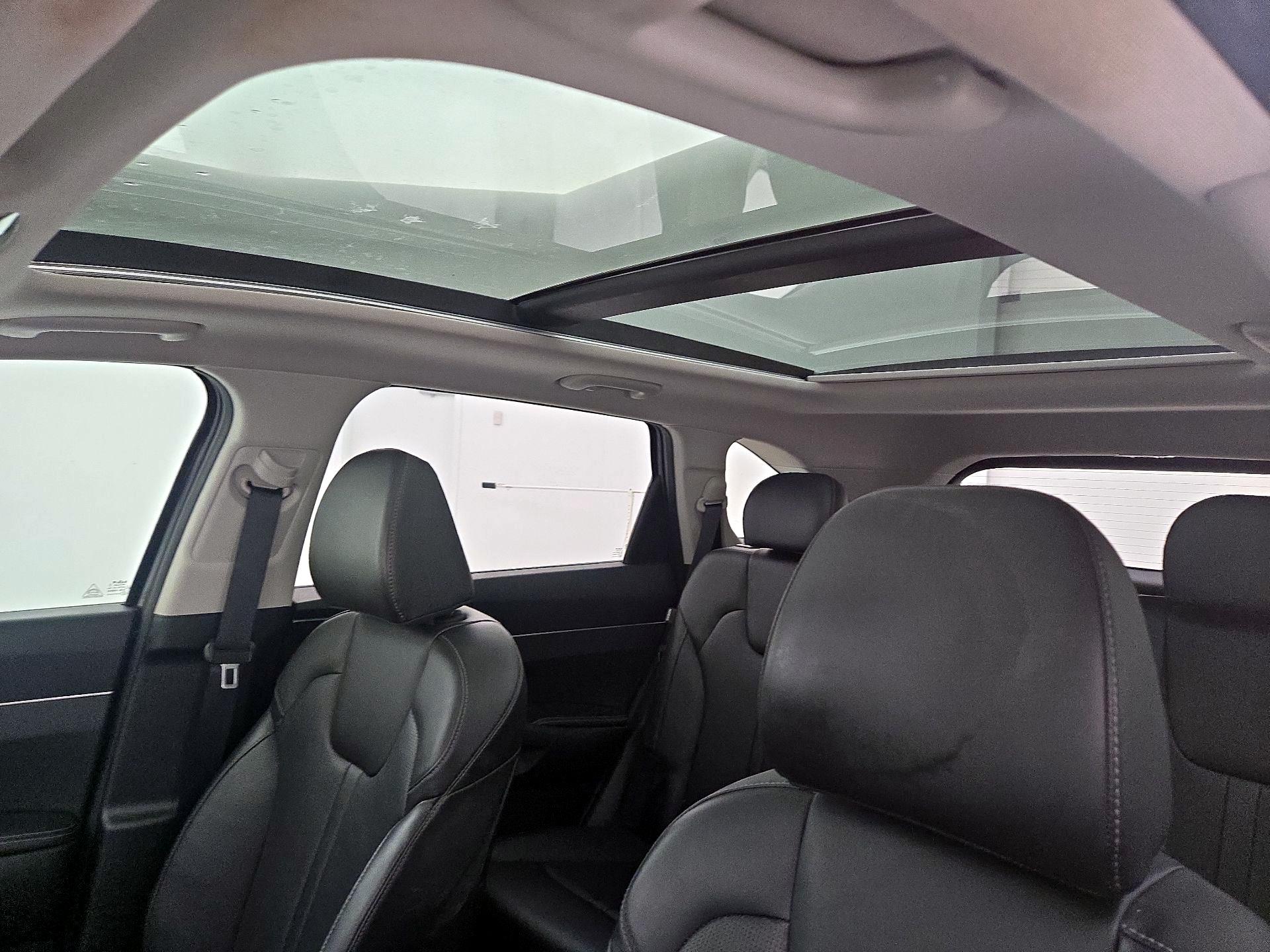 Thumbnail: 2025 Kia Sorento - 19