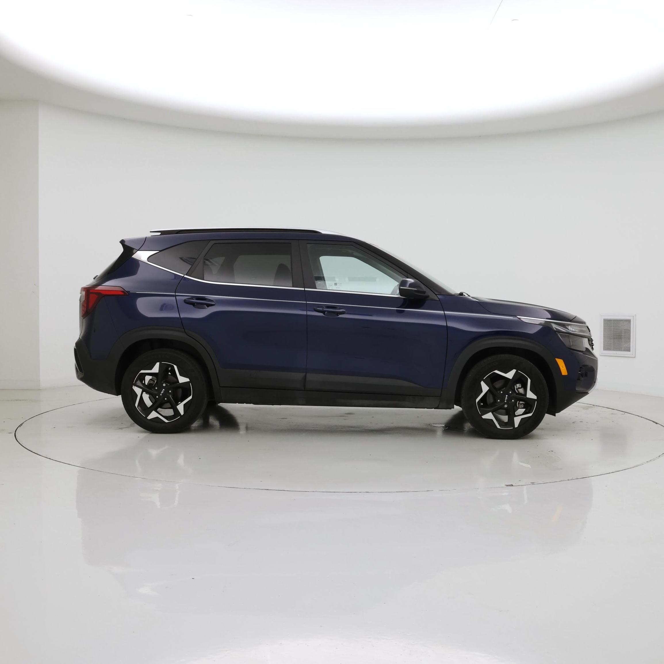 Thumbnail: 2024 Kia Seltos - 7