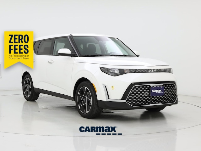 White 2025 Kia Soul SUV / Crossover Front-Wheel Drive Automatic