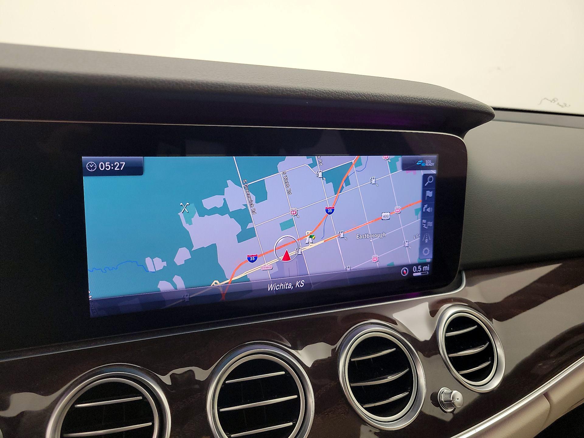 Thumbnail: 2020 Mercedes-Benz E-Class - 14