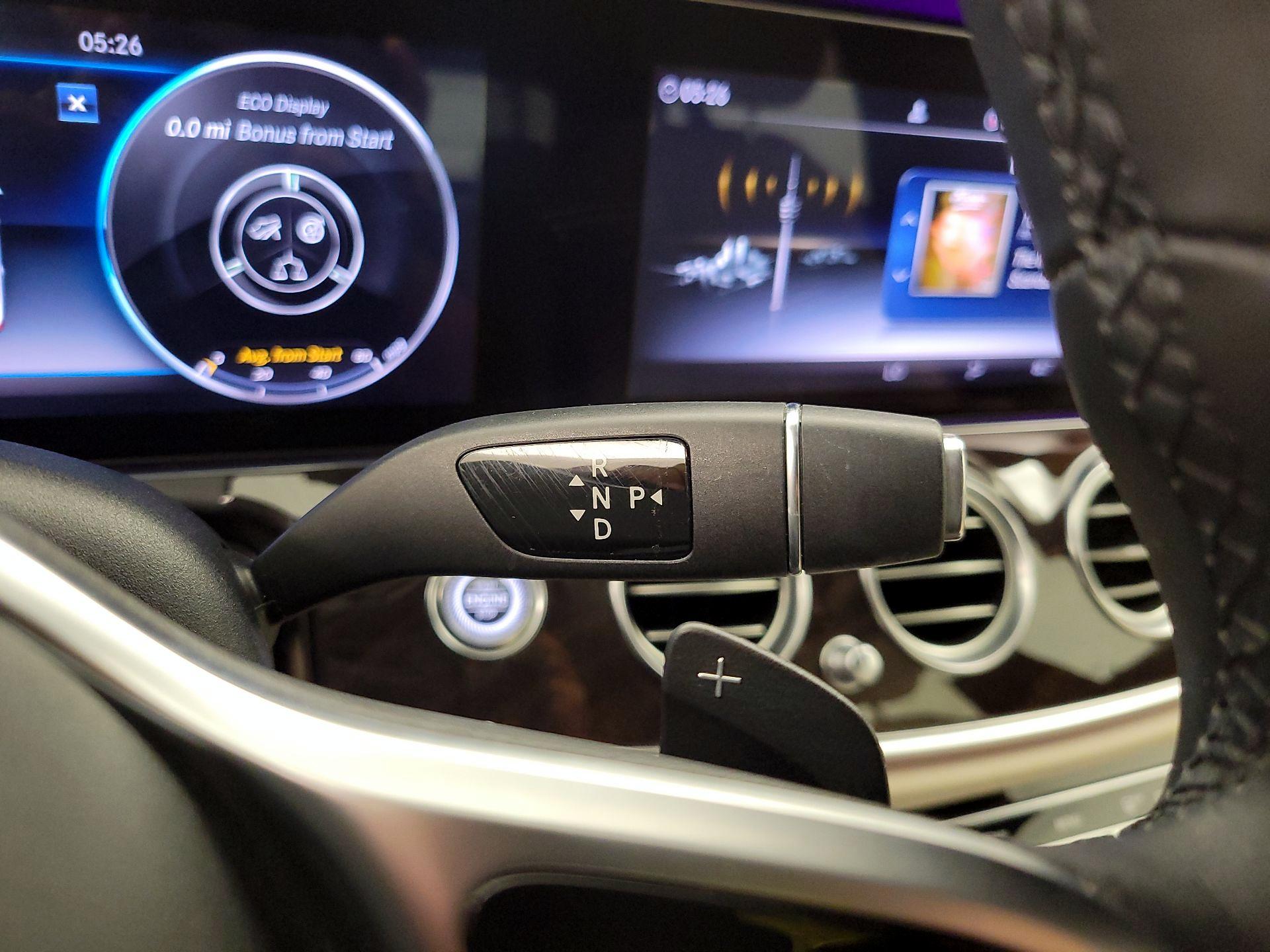 Thumbnail: 2020 Mercedes-Benz E-Class - 18
