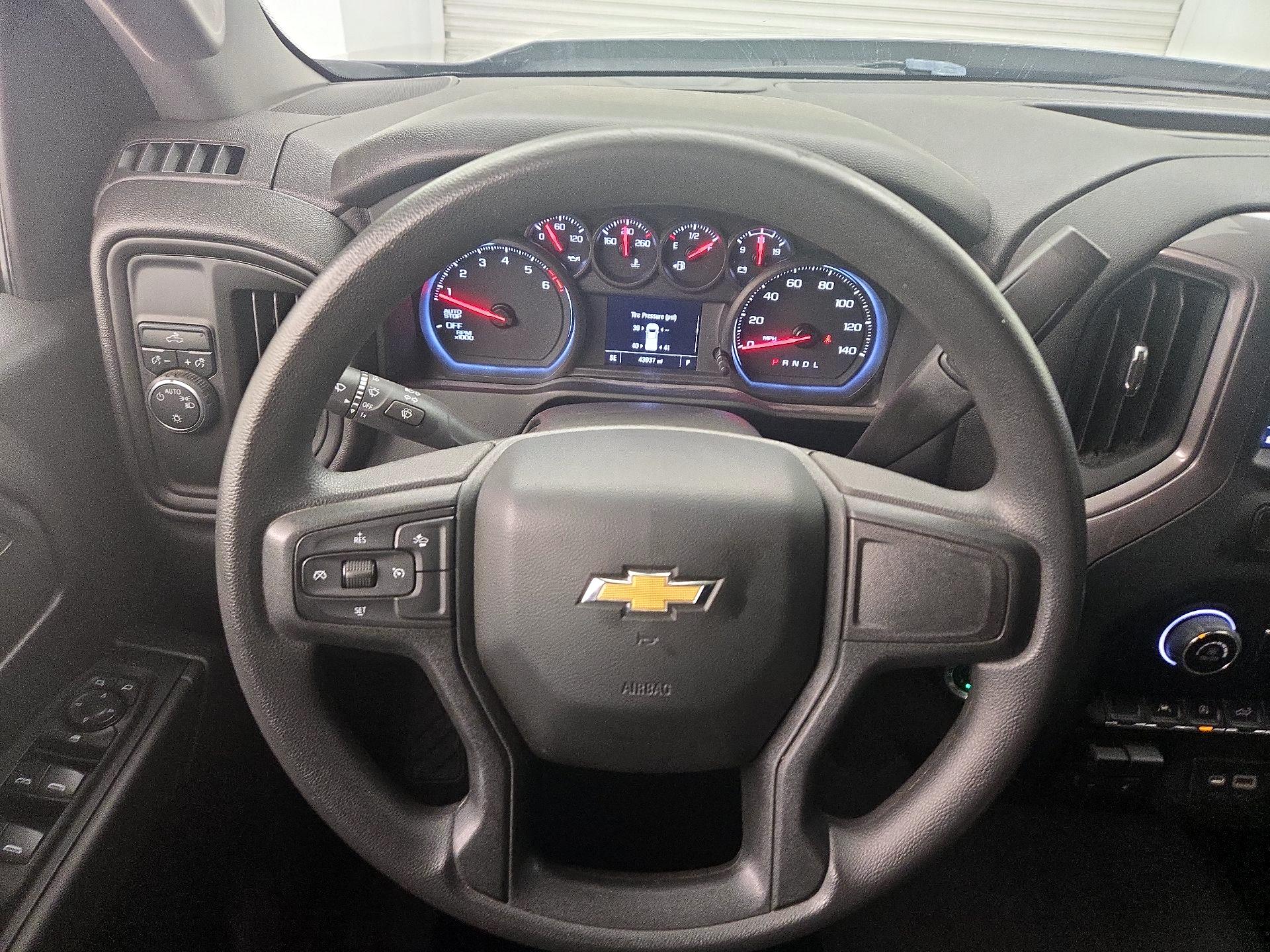 Thumbnail: 2023 Chevrolet Silverado 1500 - 10