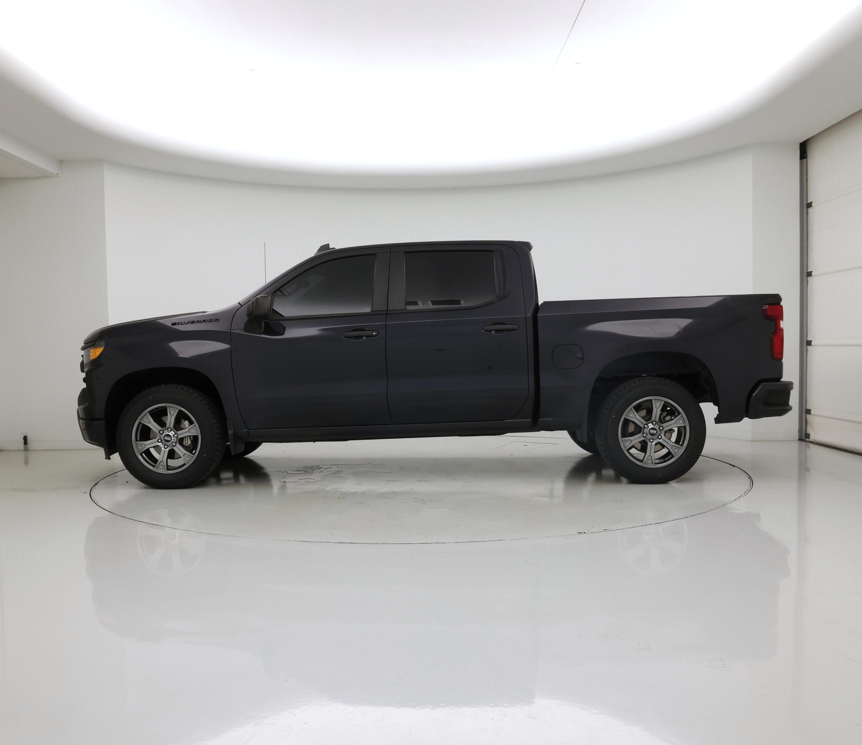 Thumbnail: 2023 Chevrolet Silverado 1500 - 3