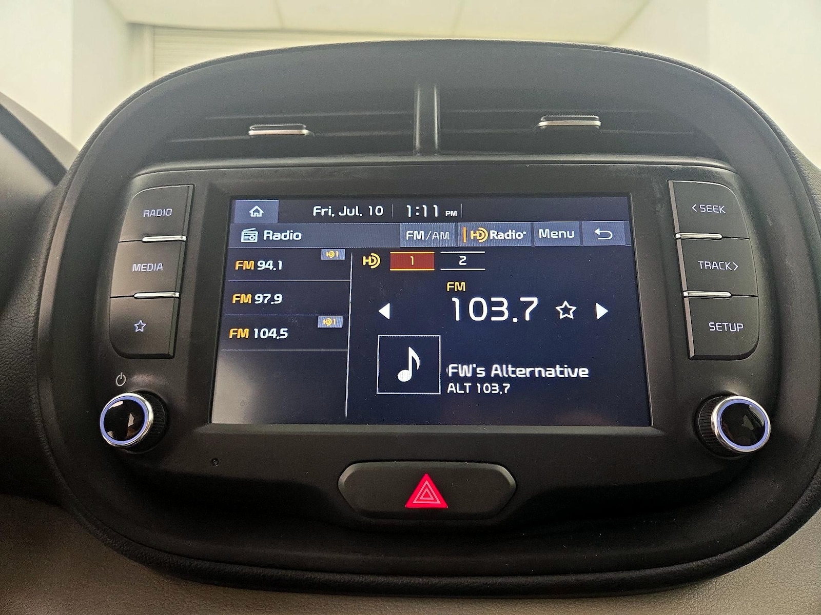 2025 Kia Soul LX - Photo 16