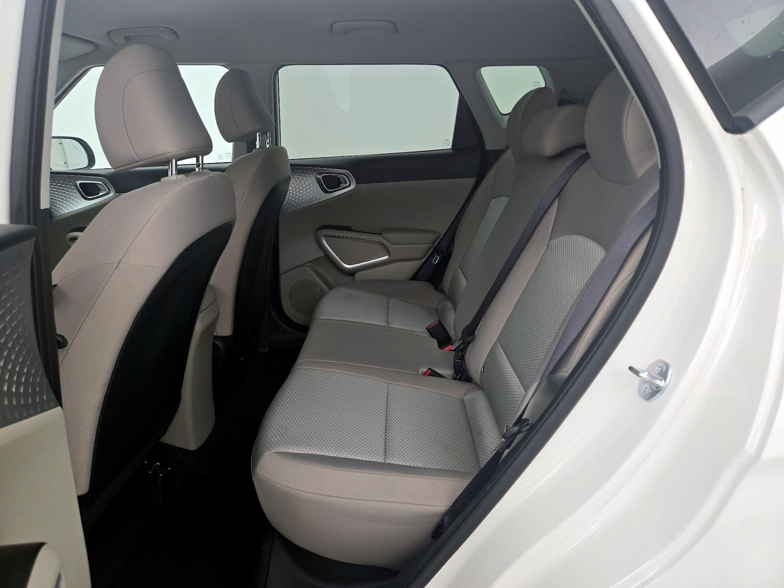2025 Kia Soul LX - Photo 20