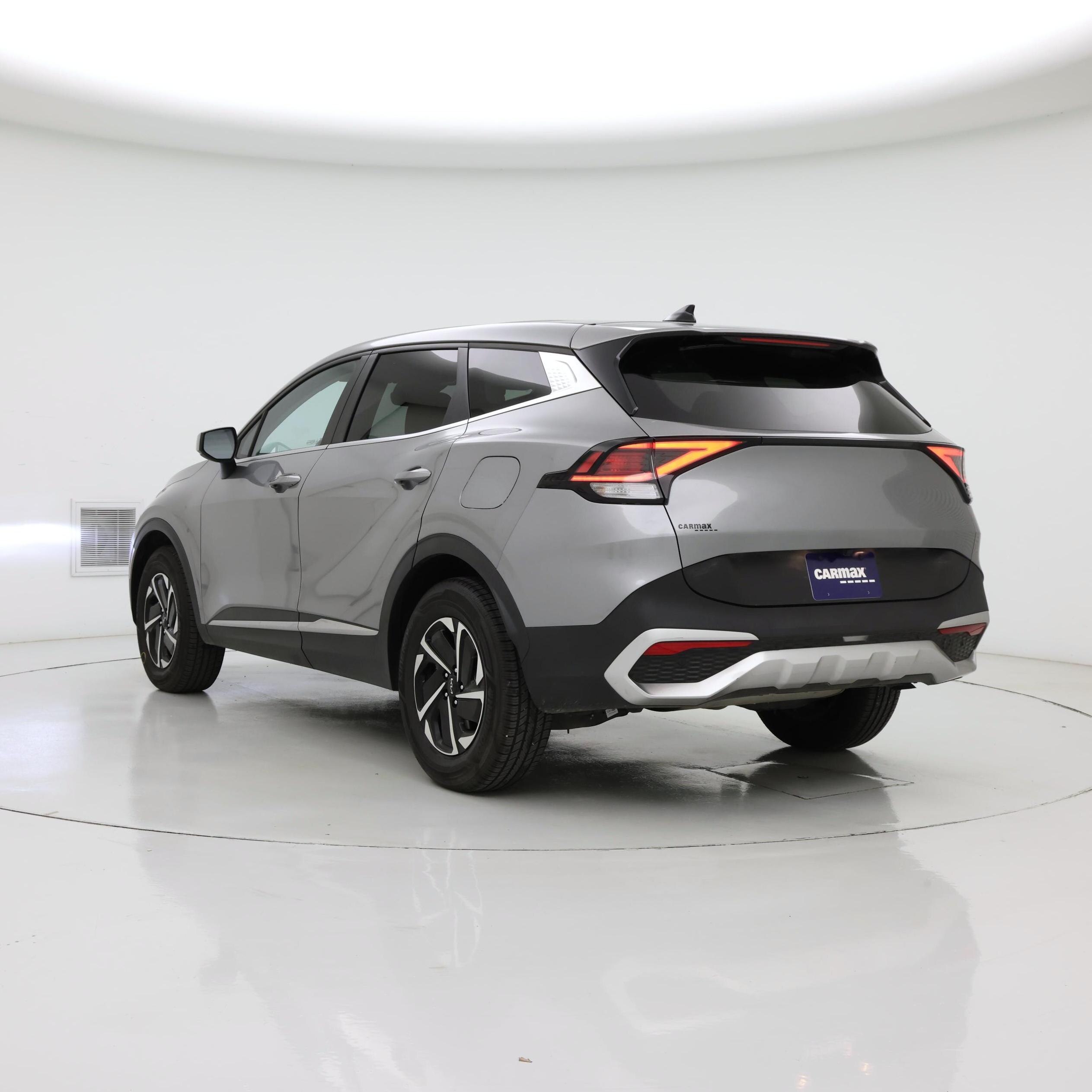 Thumbnail: 2023 Kia Sportage - 2