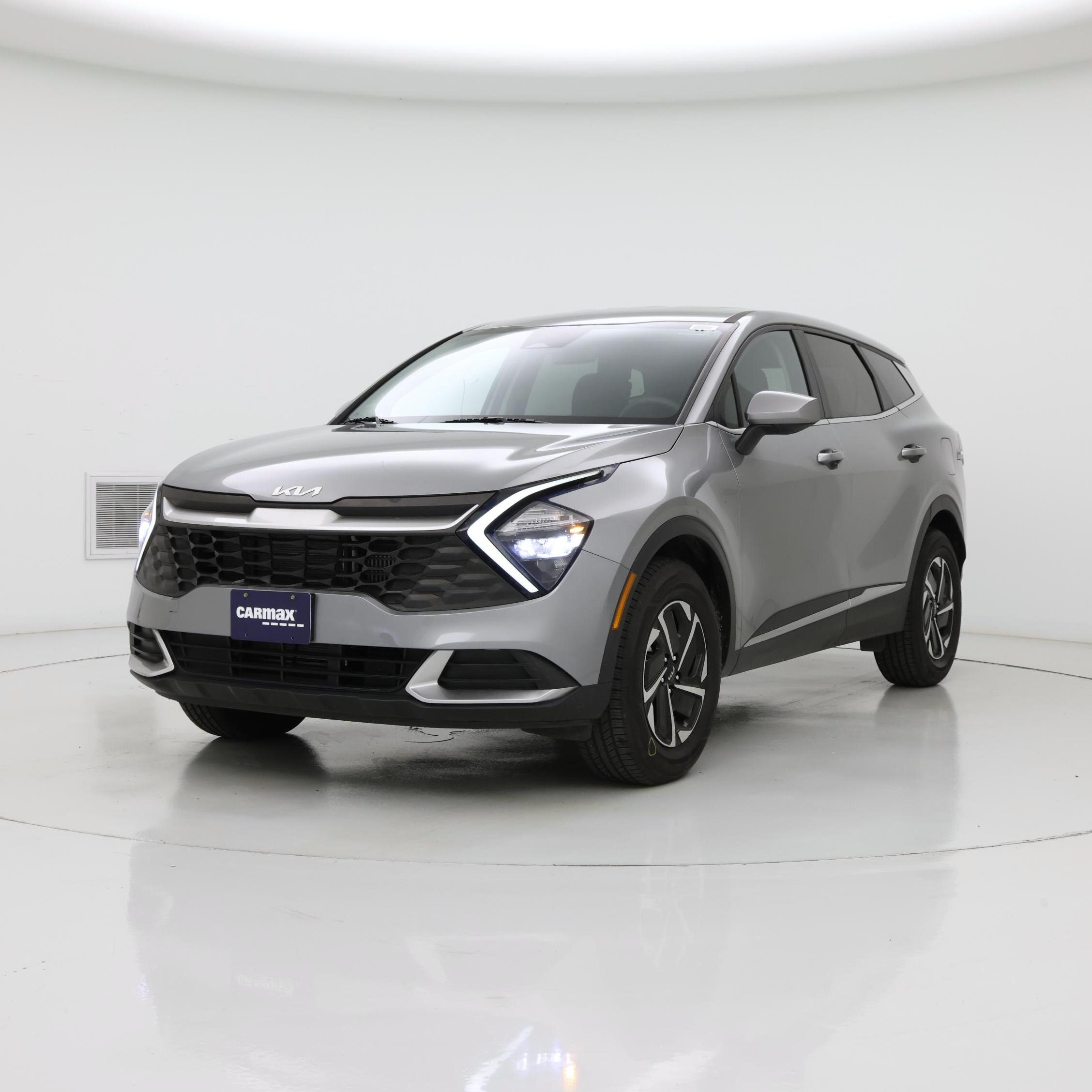 Thumbnail: 2023 Kia Sportage - 4