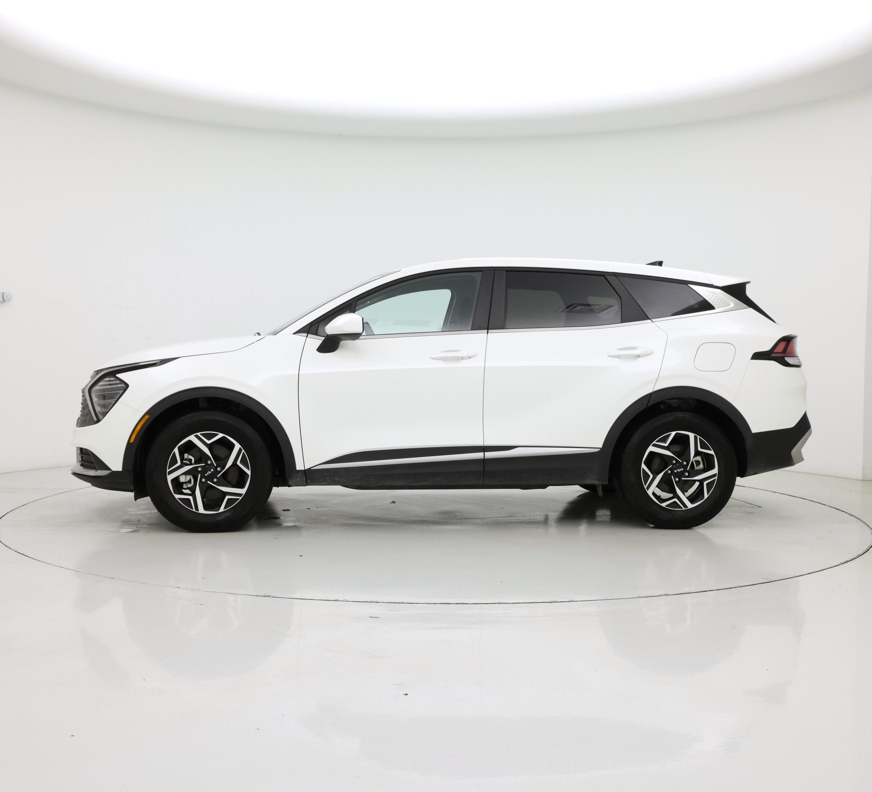 Thumbnail: 2025 Kia Sportage - 3