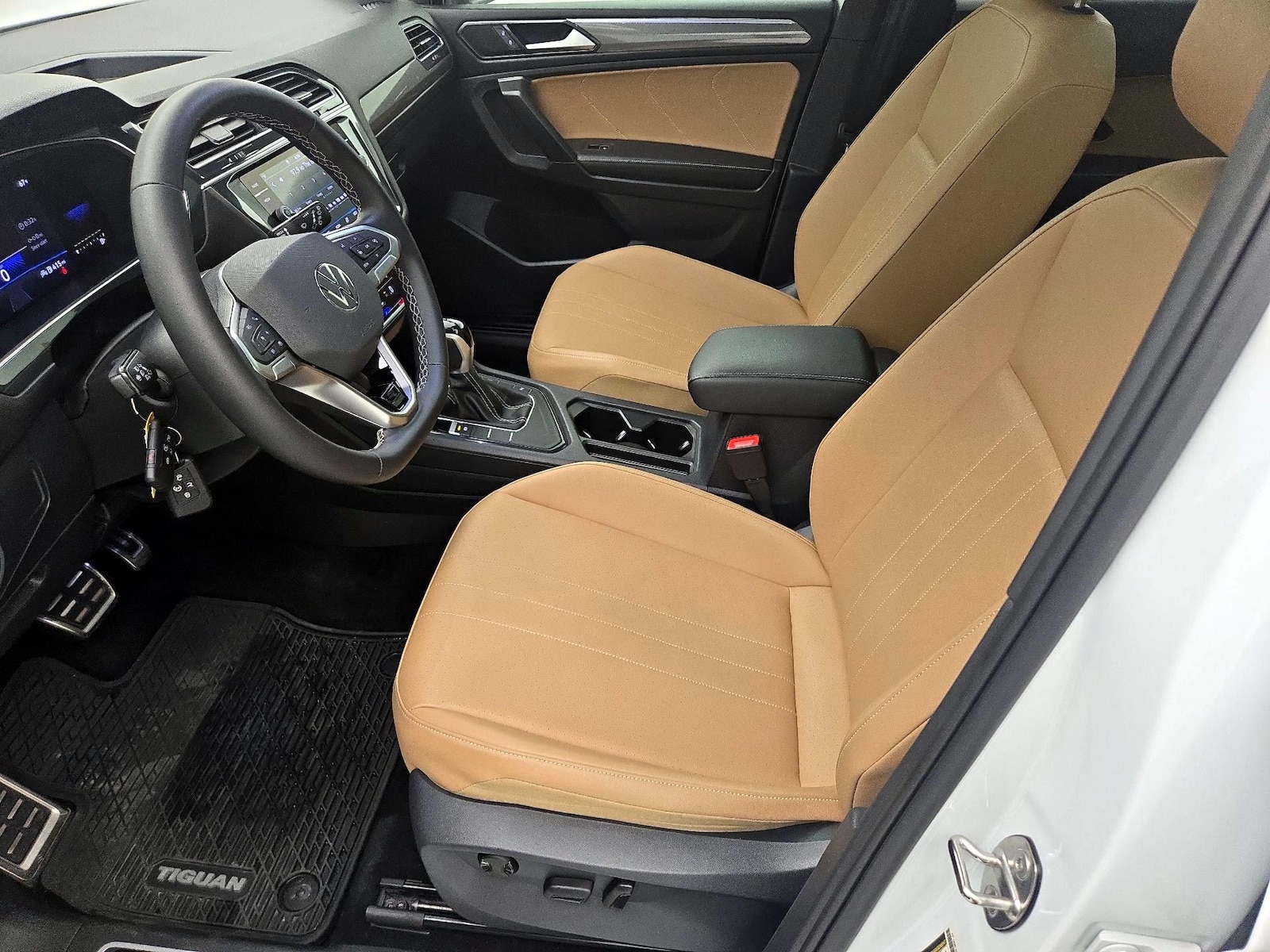 2023 Volkswagen Tiguan SE R-LINE BLACK - Photo 12