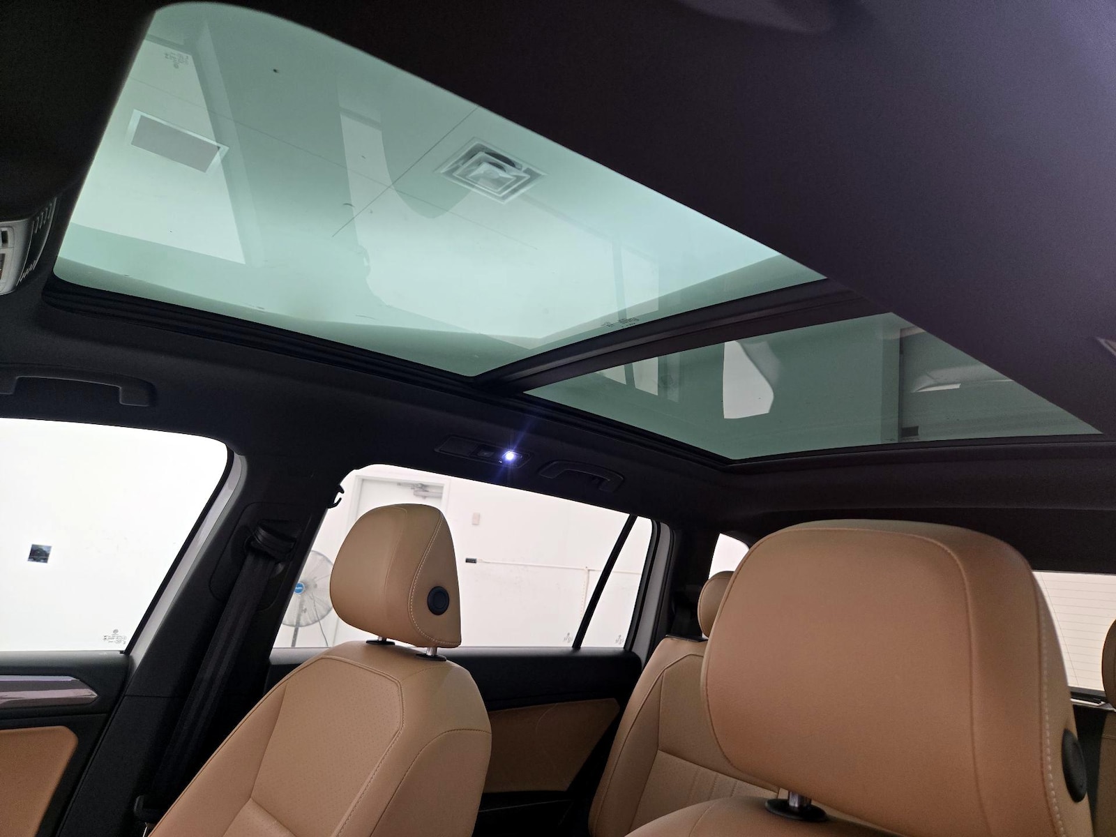 2023 Volkswagen Tiguan SE R-LINE BLACK - Photo 20