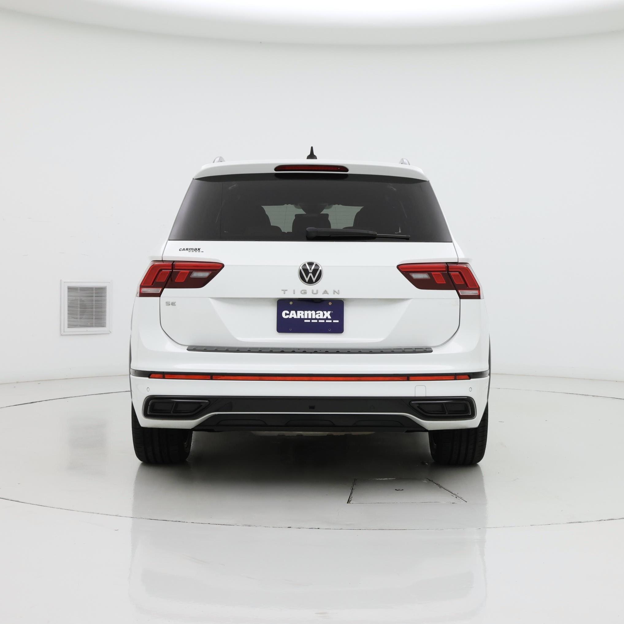 Thumbnail: 2023 Volkswagen Tiguan - 6