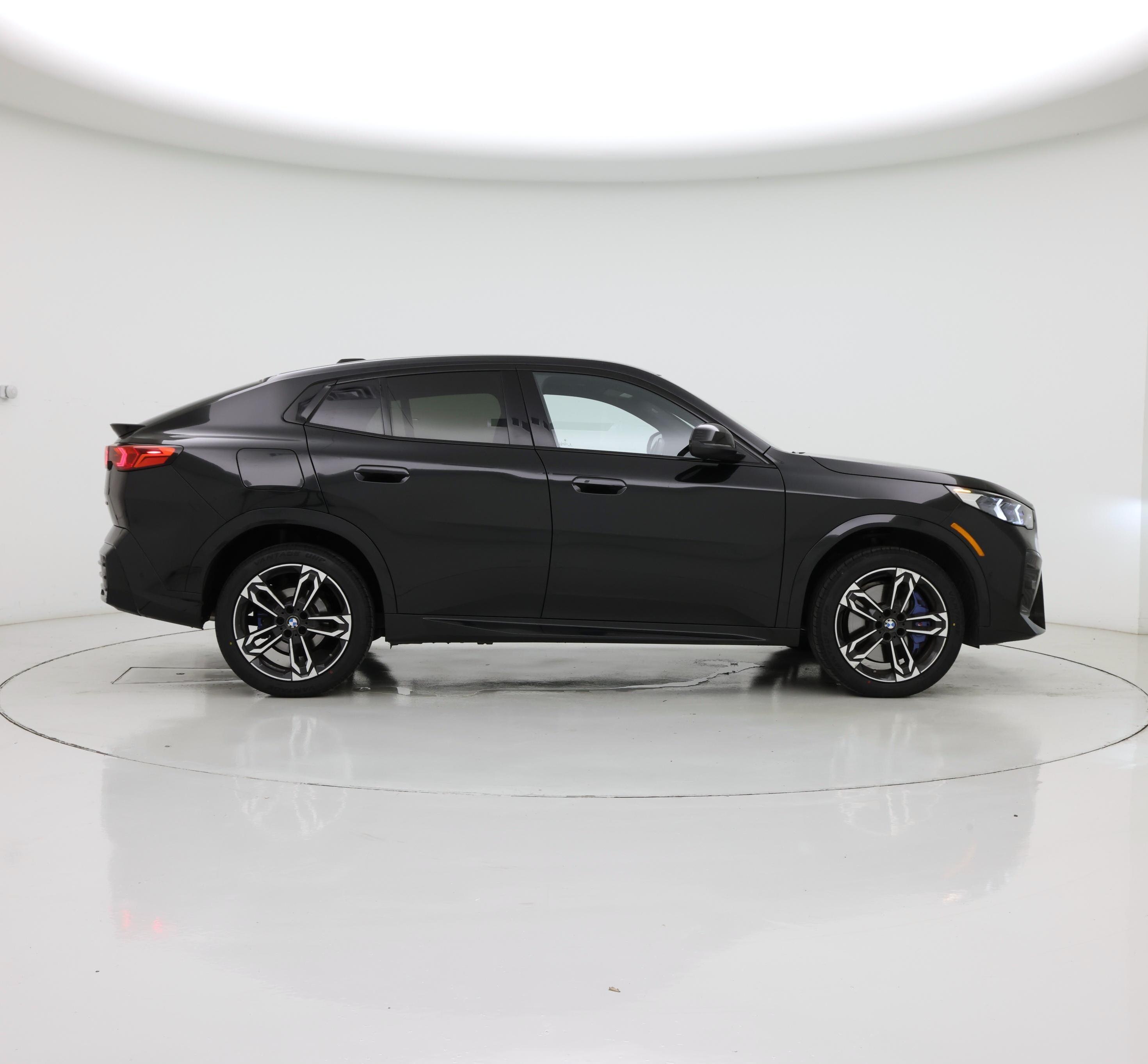 Thumbnail: 2025 BMW X2 - 7