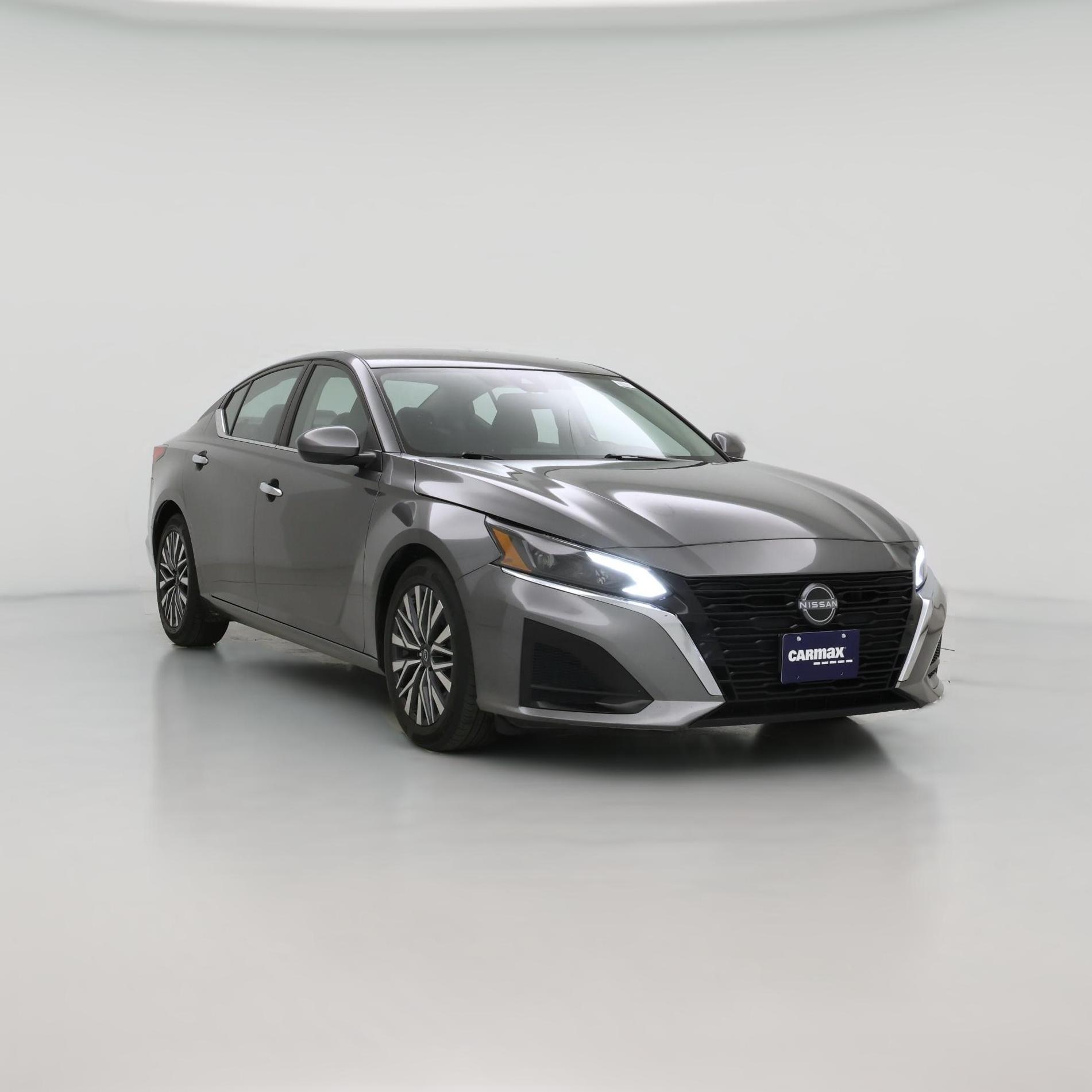 Thumbnail: 2023 Nissan Altima - 1