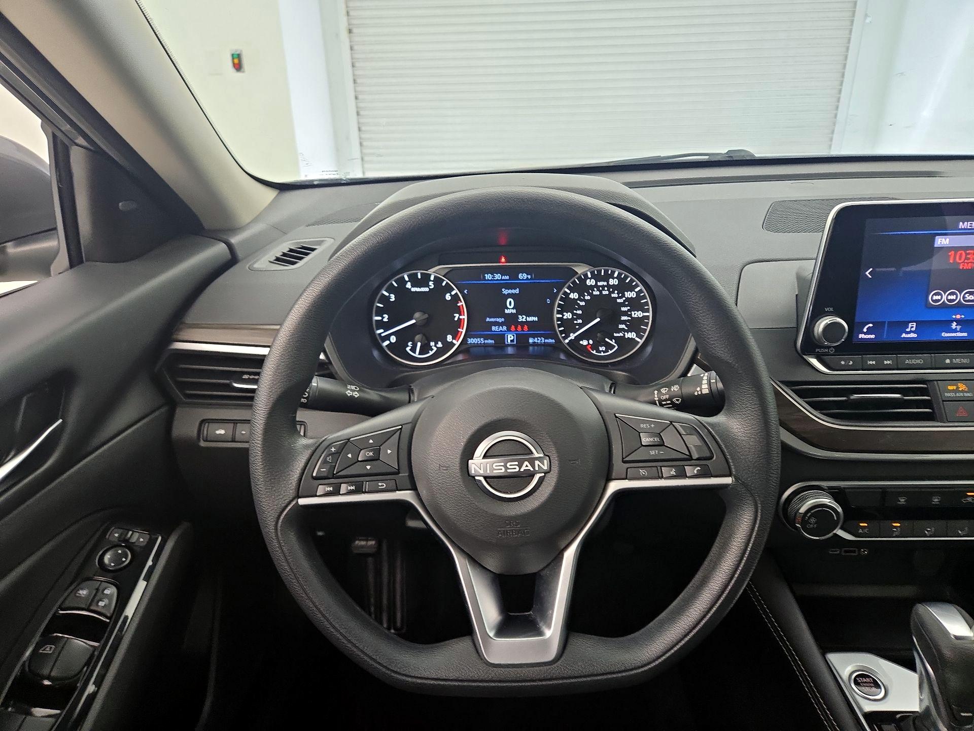 Thumbnail: 2023 Nissan Altima - 10