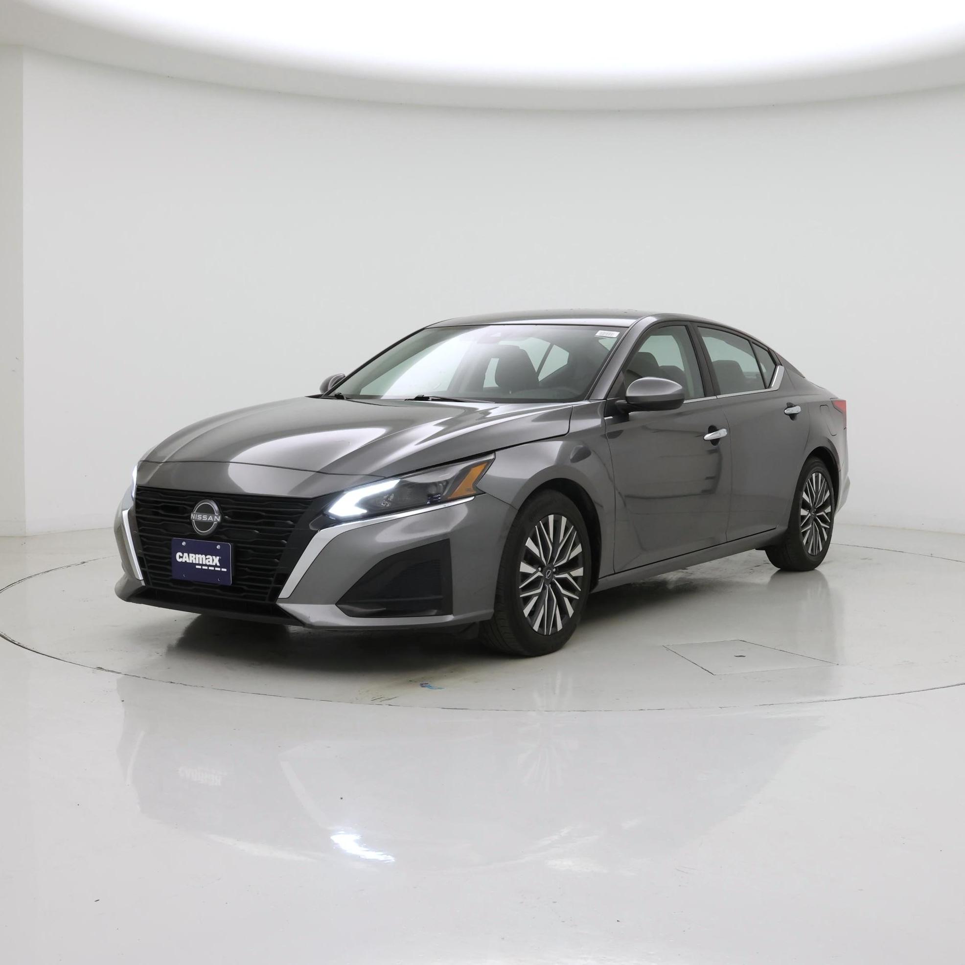 Thumbnail: 2023 Nissan Altima - 4