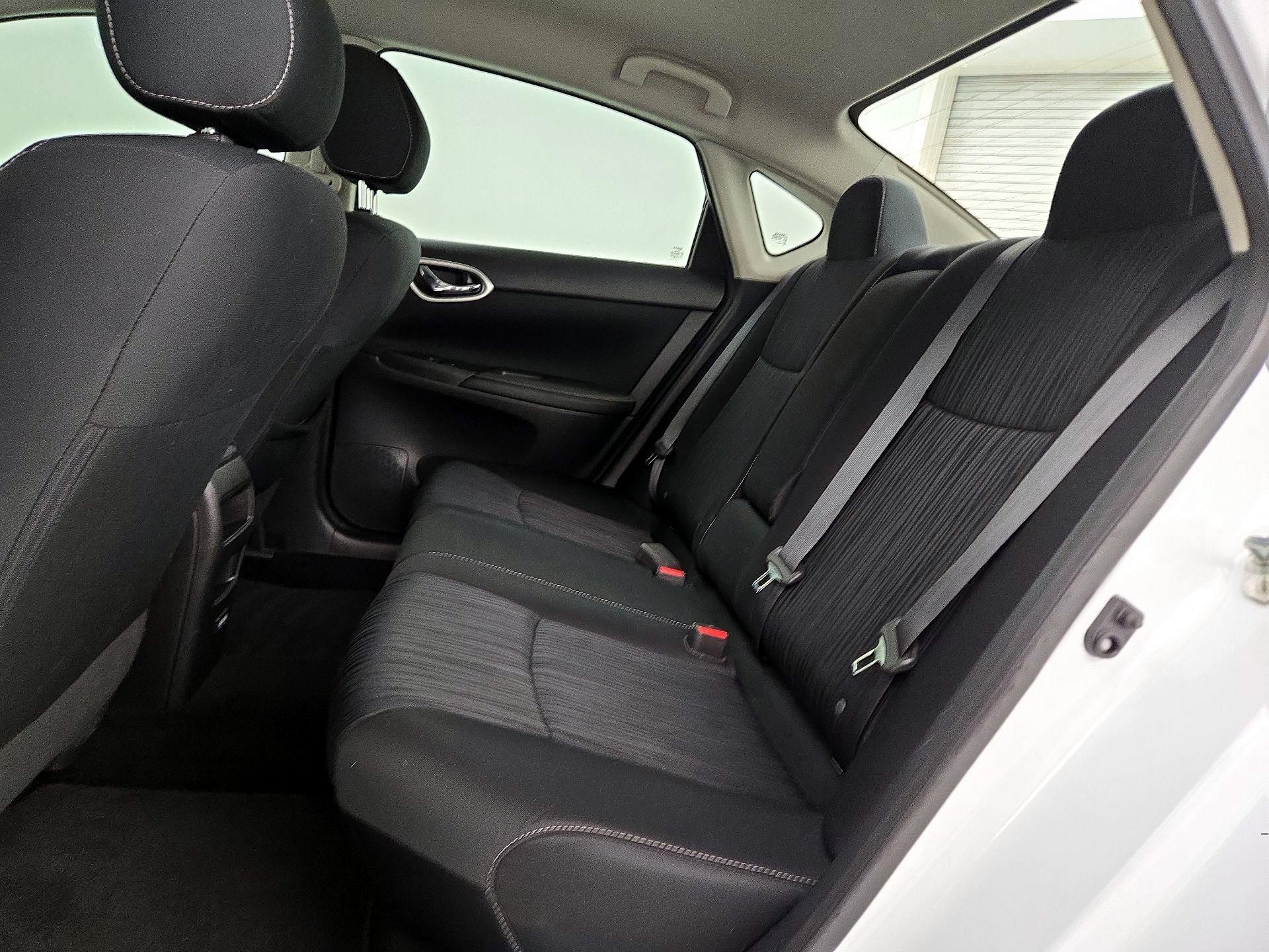 Thumbnail: 2019 Nissan Sentra - 19