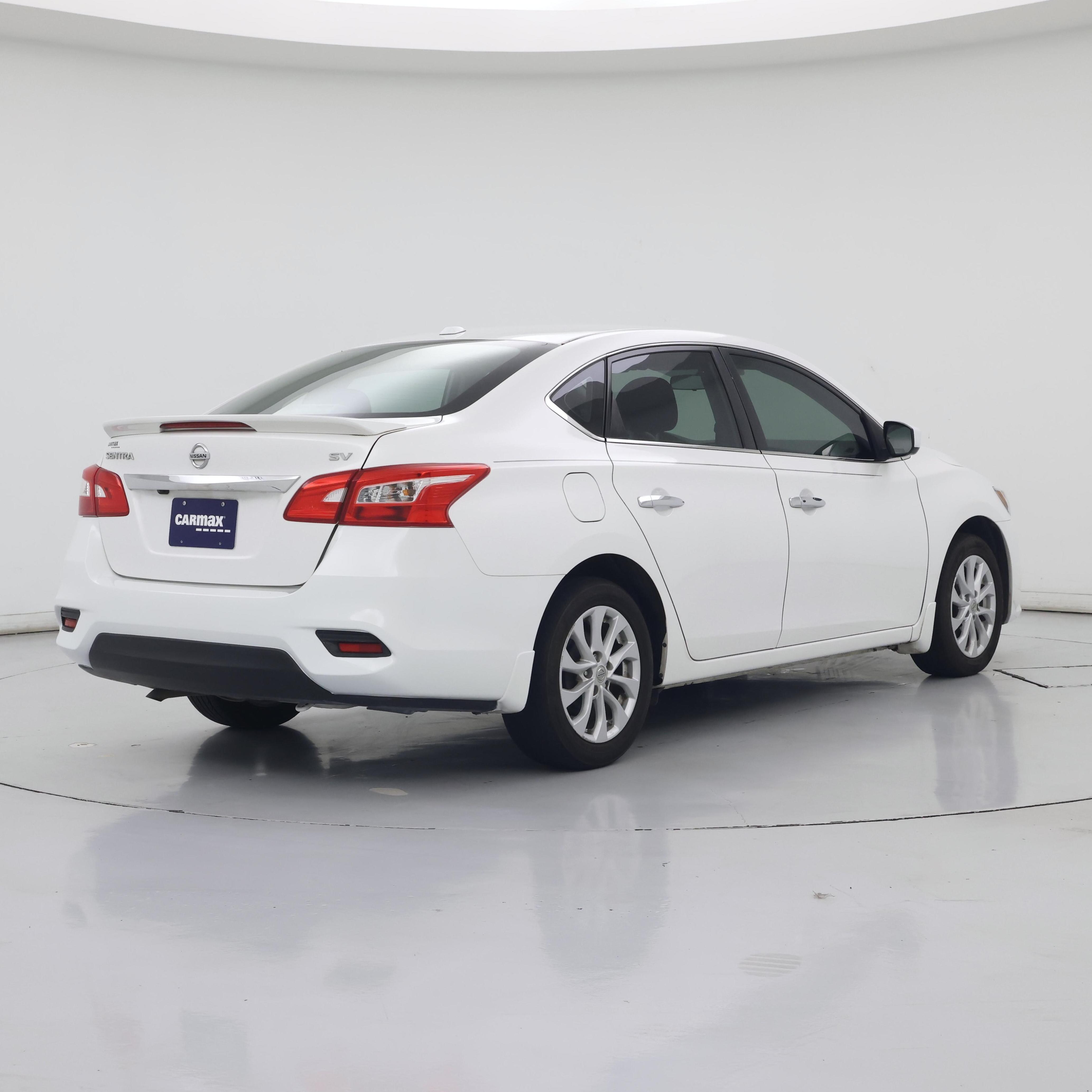 Thumbnail: 2019 Nissan Sentra - 8