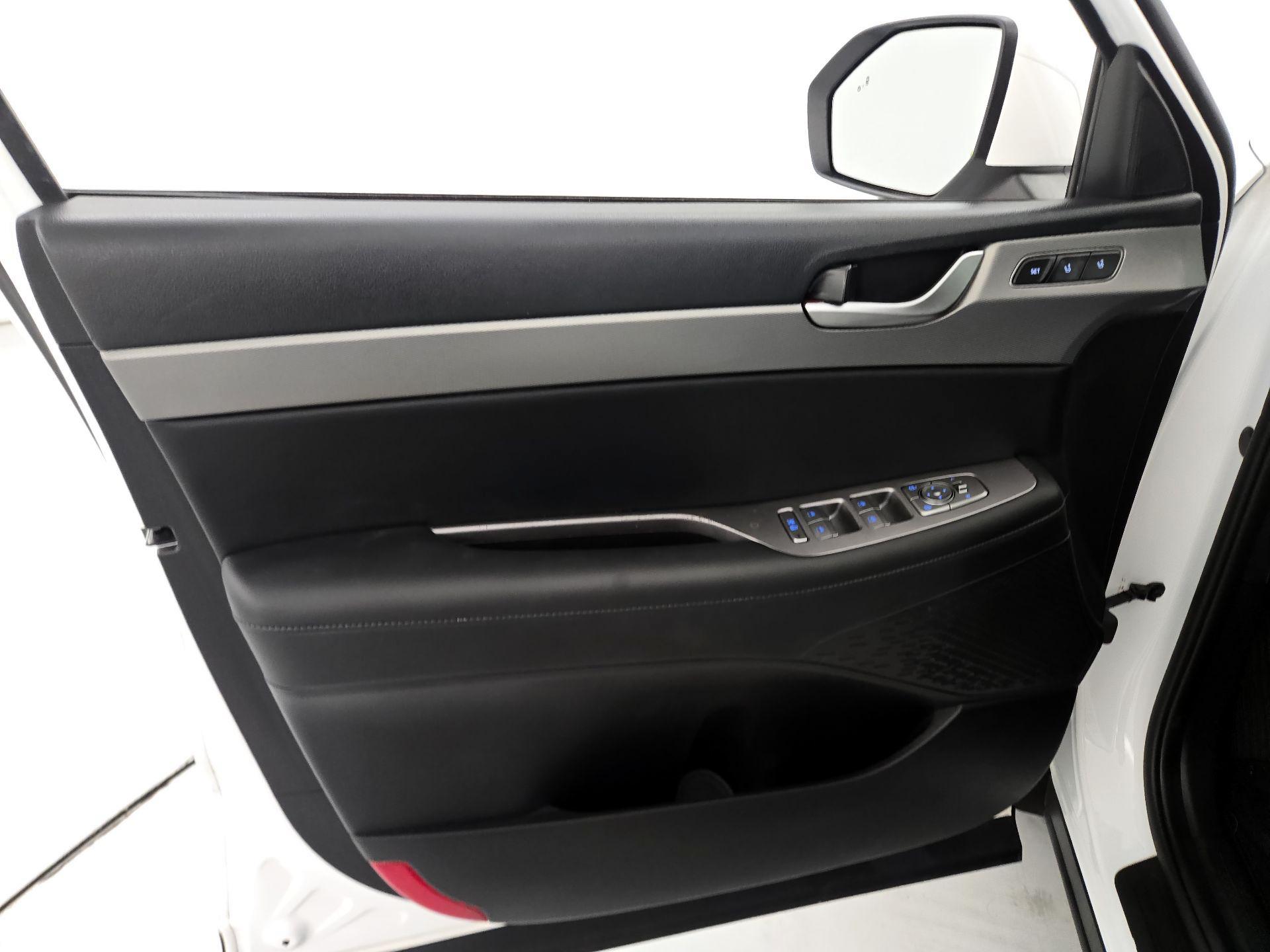 Thumbnail: 2021 Hyundai Palisade - 12