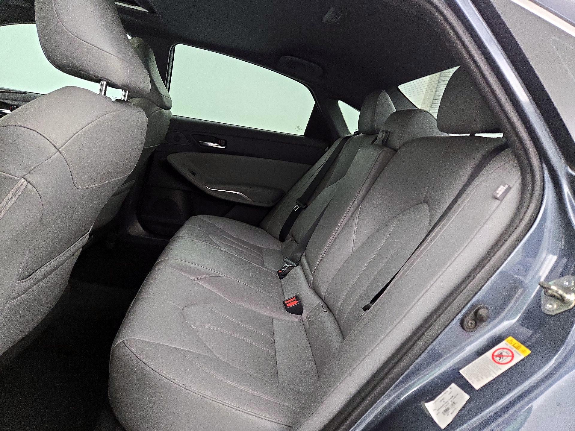 Thumbnail: 2019 Toyota Avalon - 20