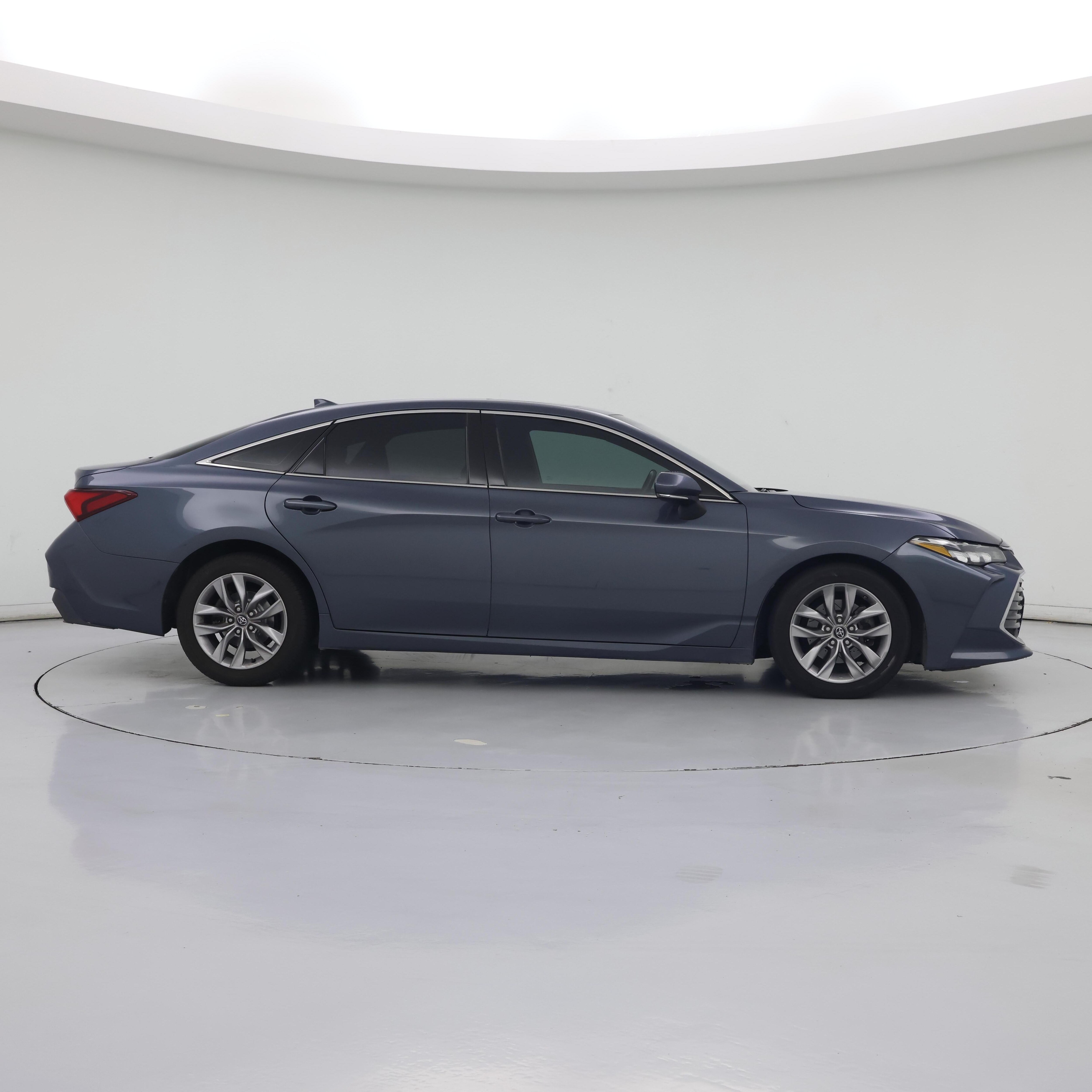 Thumbnail: 2019 Toyota Avalon - 7