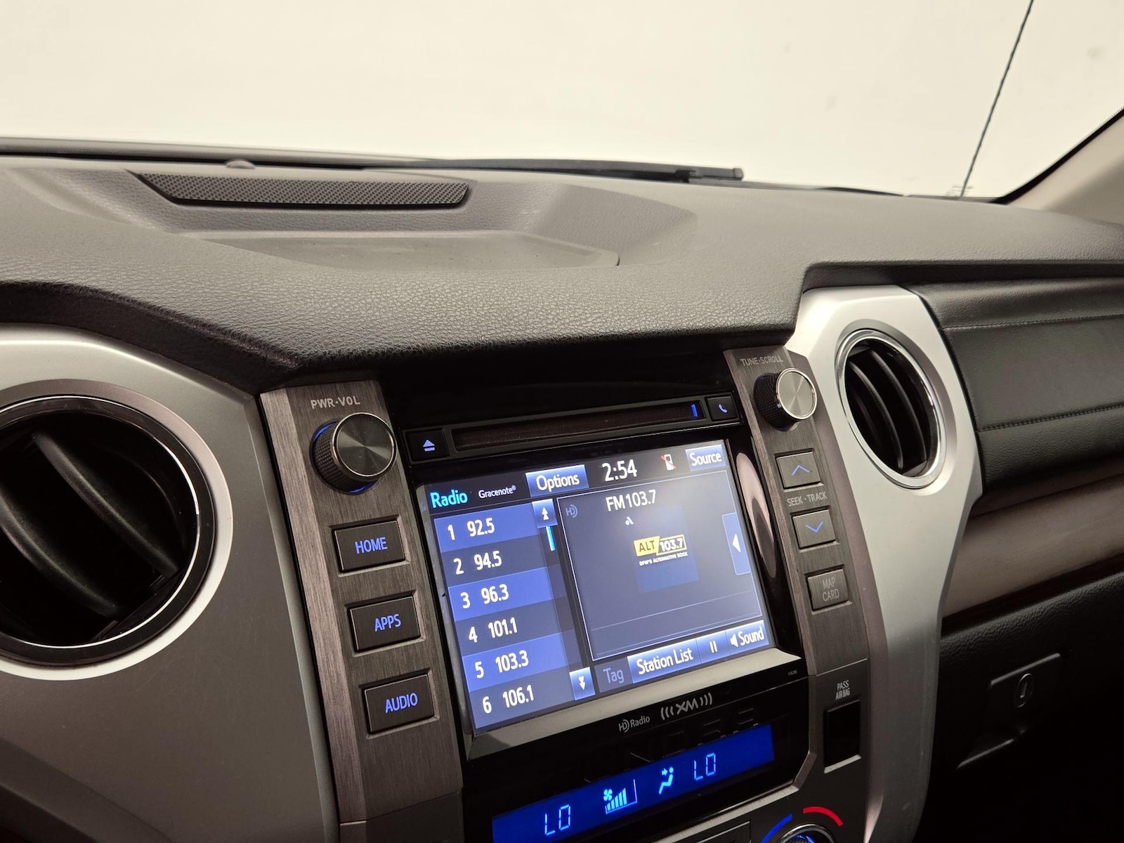 2018 Toyota Tundra Limited - Photo 17