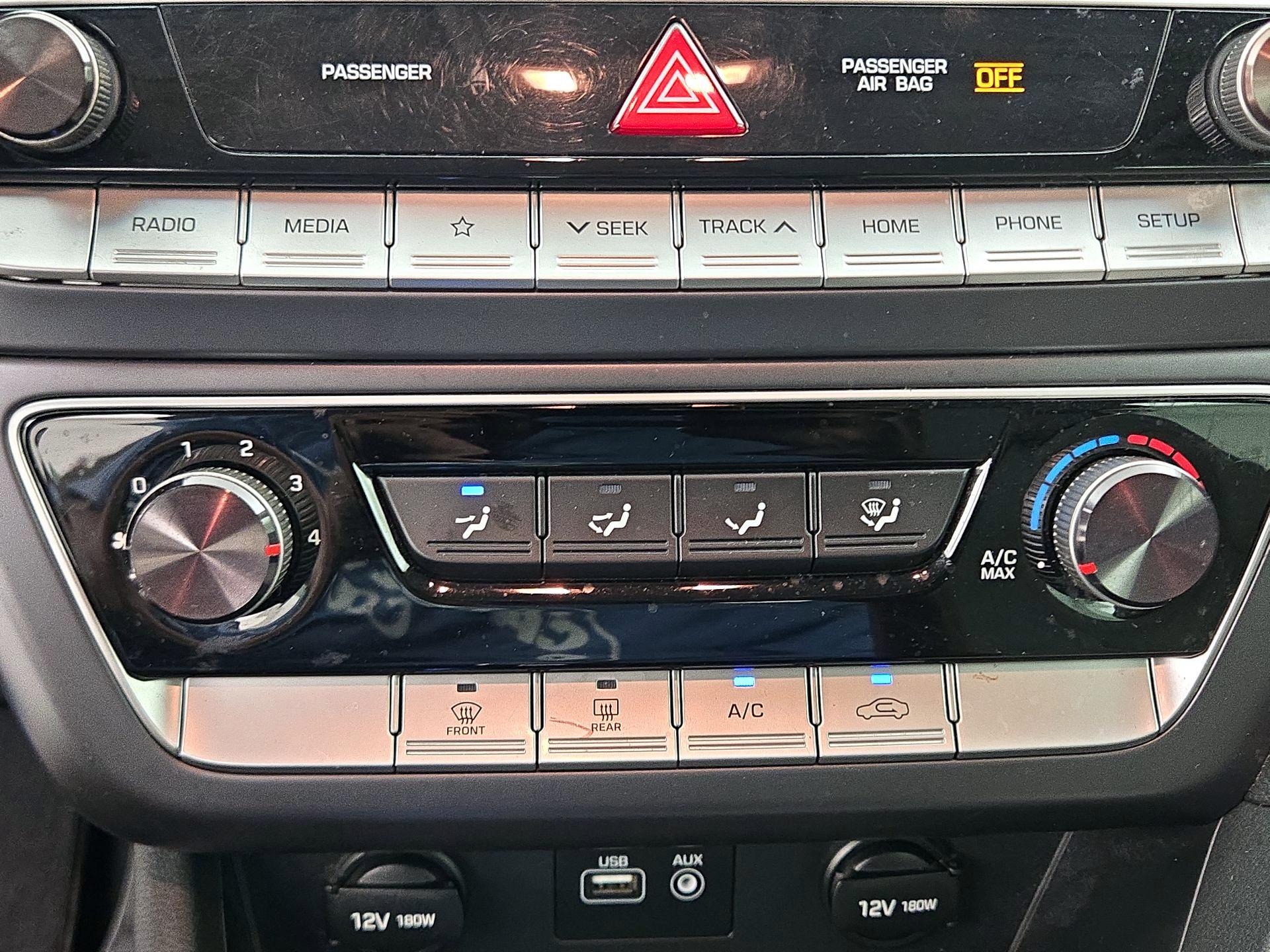 Thumbnail: 2019 Hyundai Sonata - 16