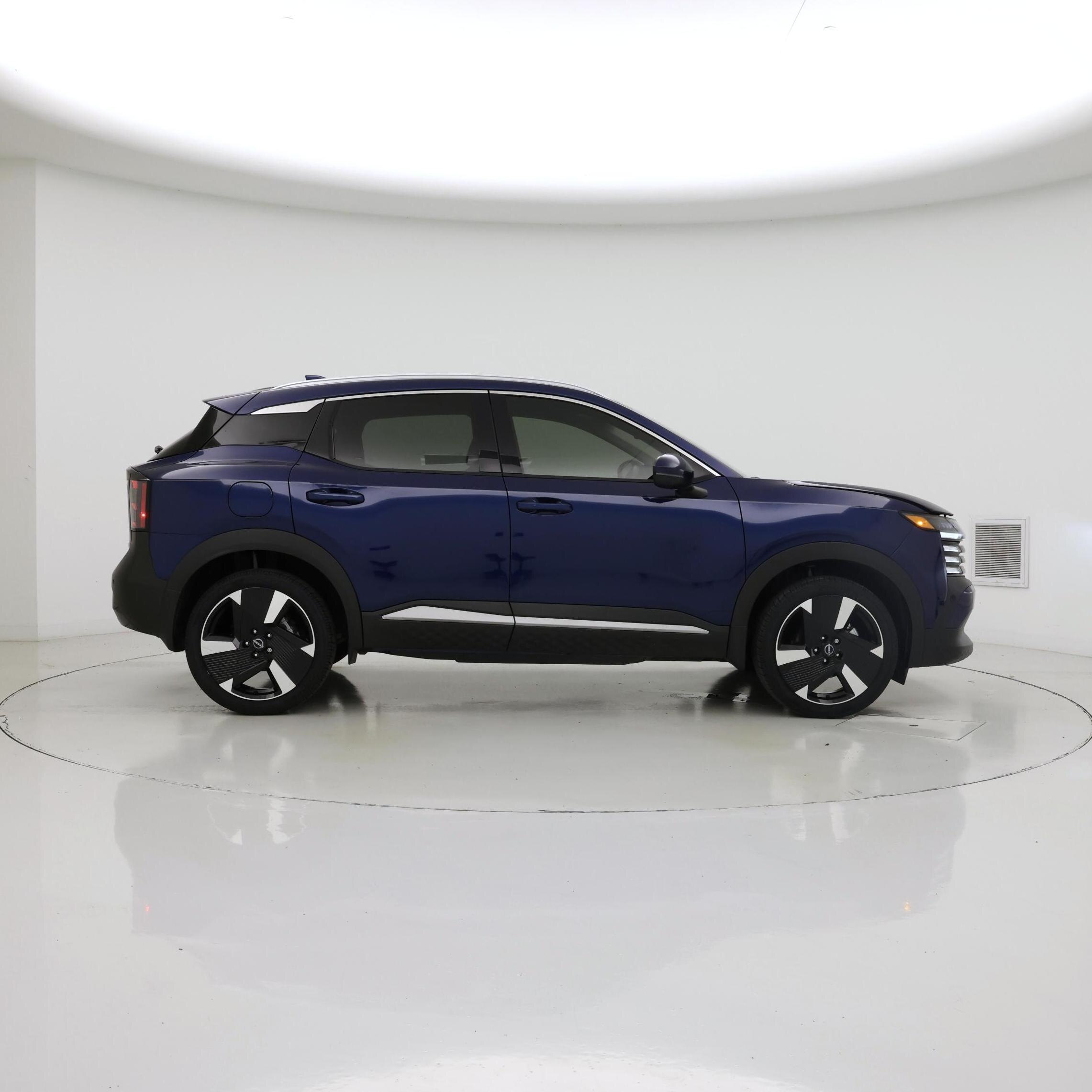 Thumbnail: 2025 Nissan Kicks - 7