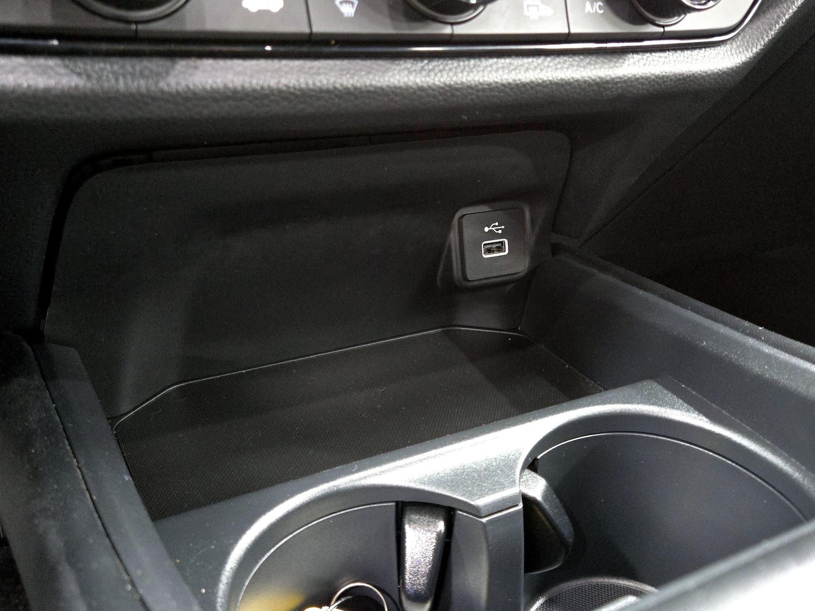 2025 Honda HR-V Sport - Photo 19