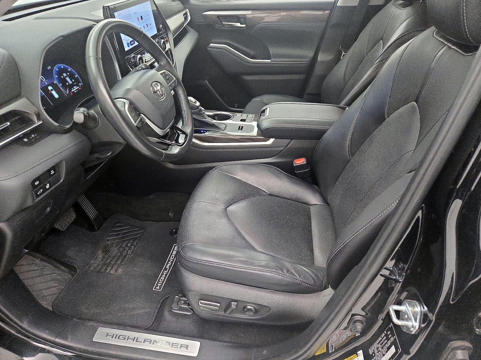2023 Toyota Highlander Limited - Photo 10