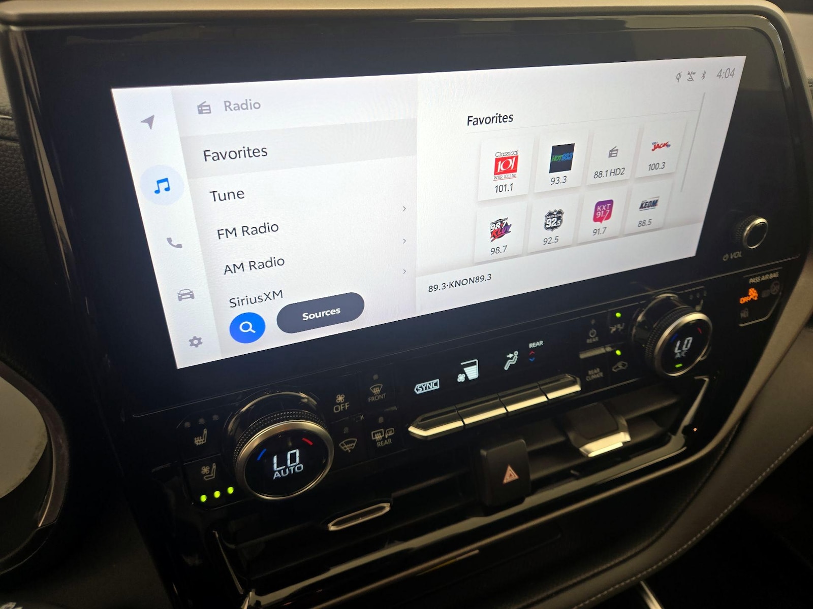 2023 Toyota Highlander Limited - Photo 14