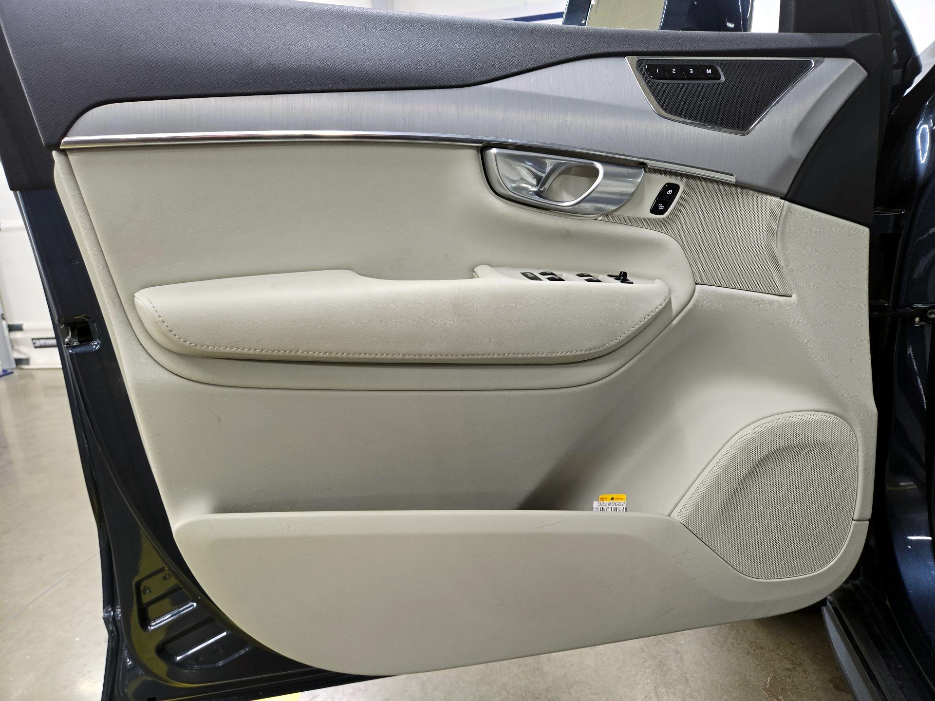 Thumbnail: 2024 Volvo XC90 - 12
