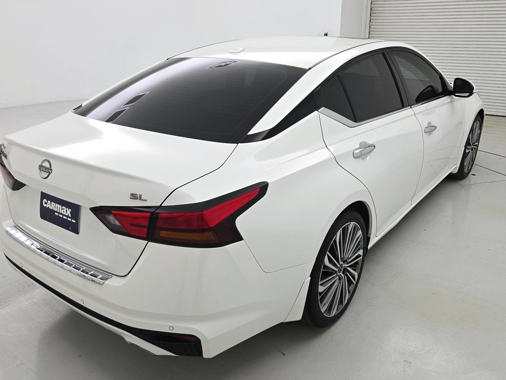 Thumbnail: 2023 Nissan Altima - 5