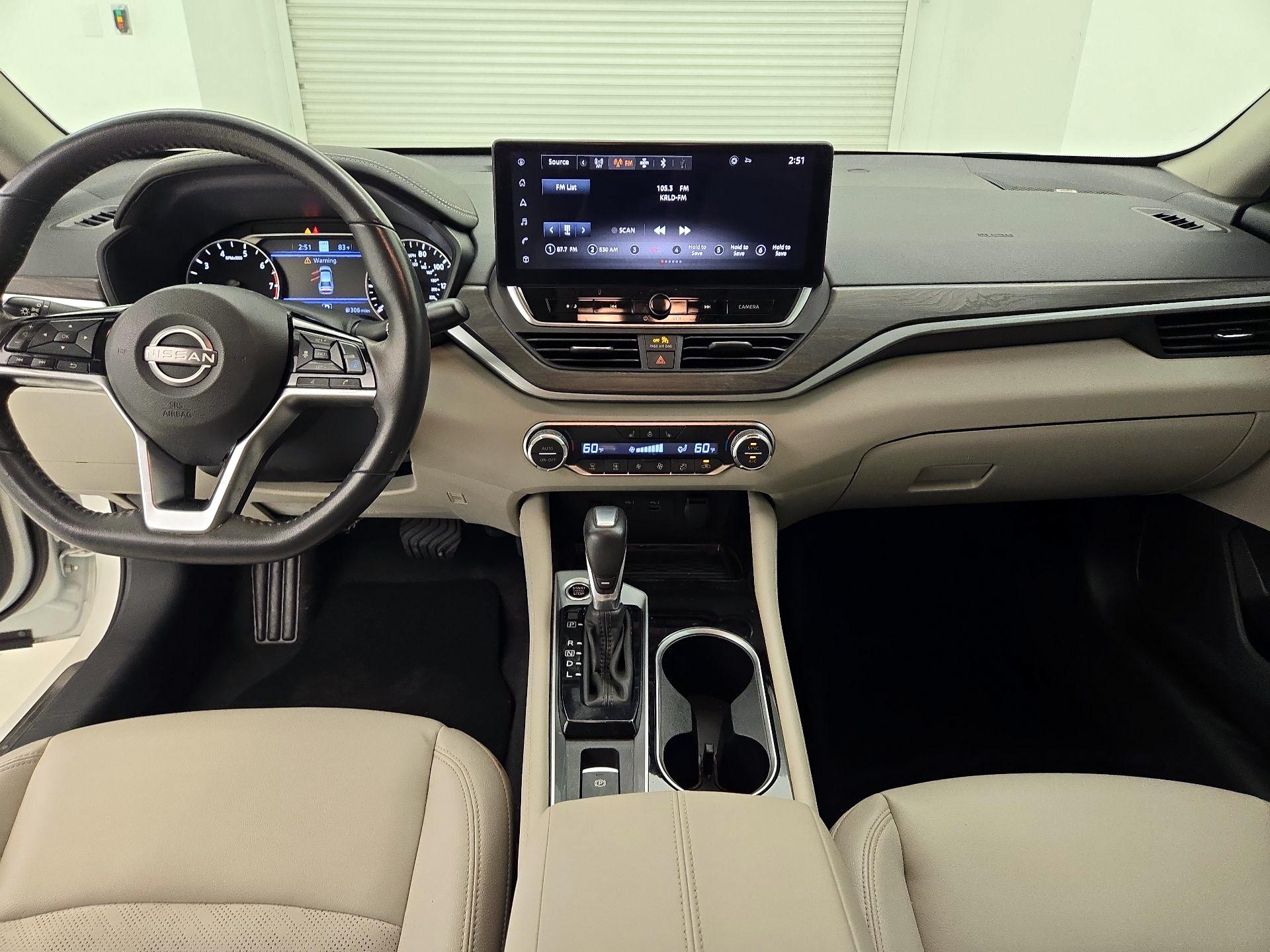 Thumbnail: 2023 Nissan Altima - 8