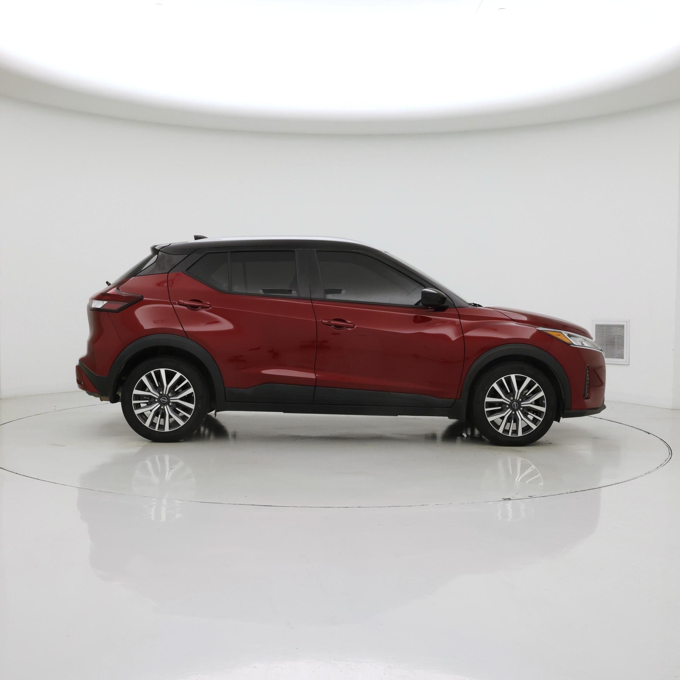 Thumbnail: 2023 Nissan Kicks - 7