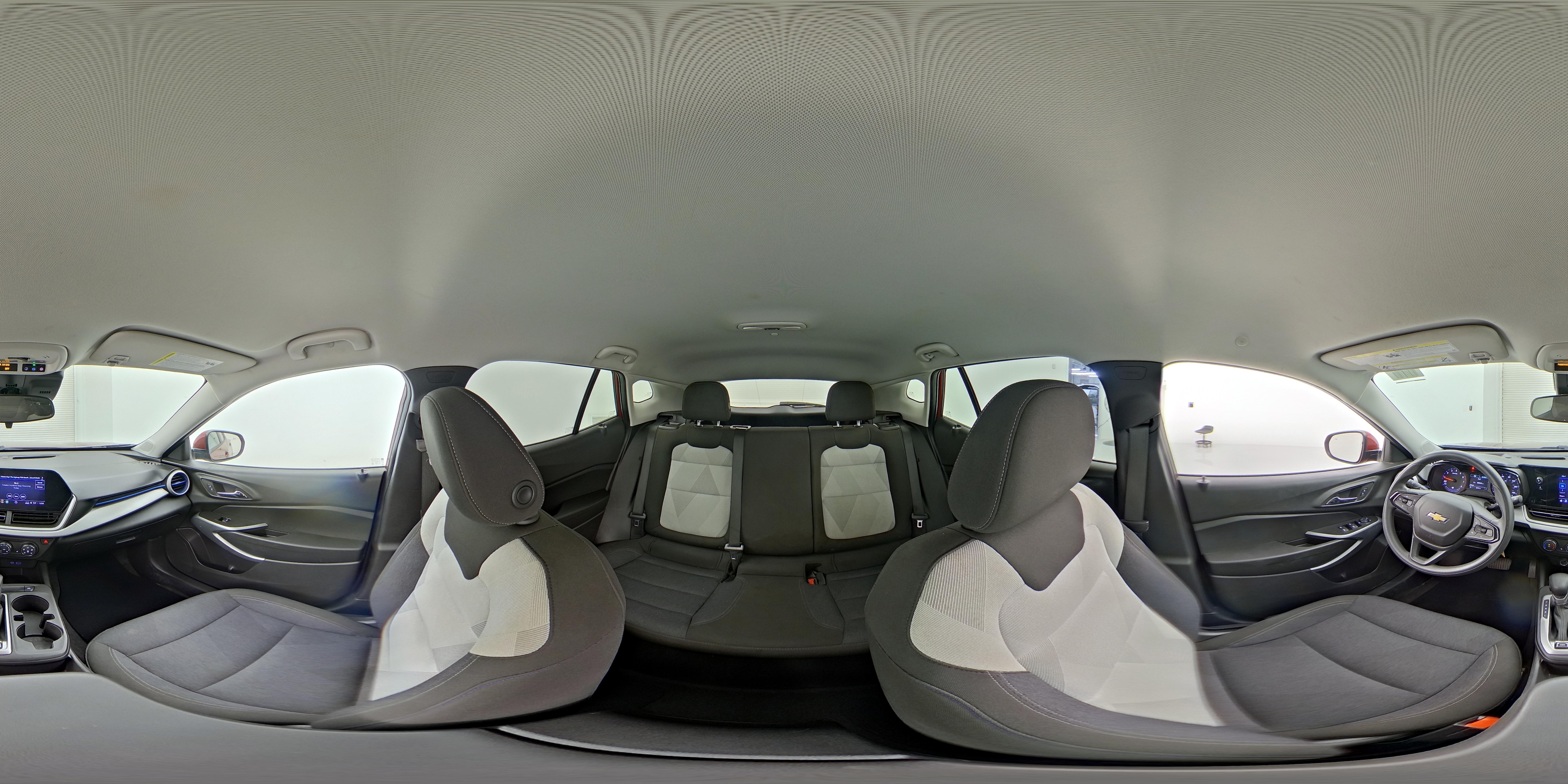 2025 Chevrolet Trax LS - Photo 24