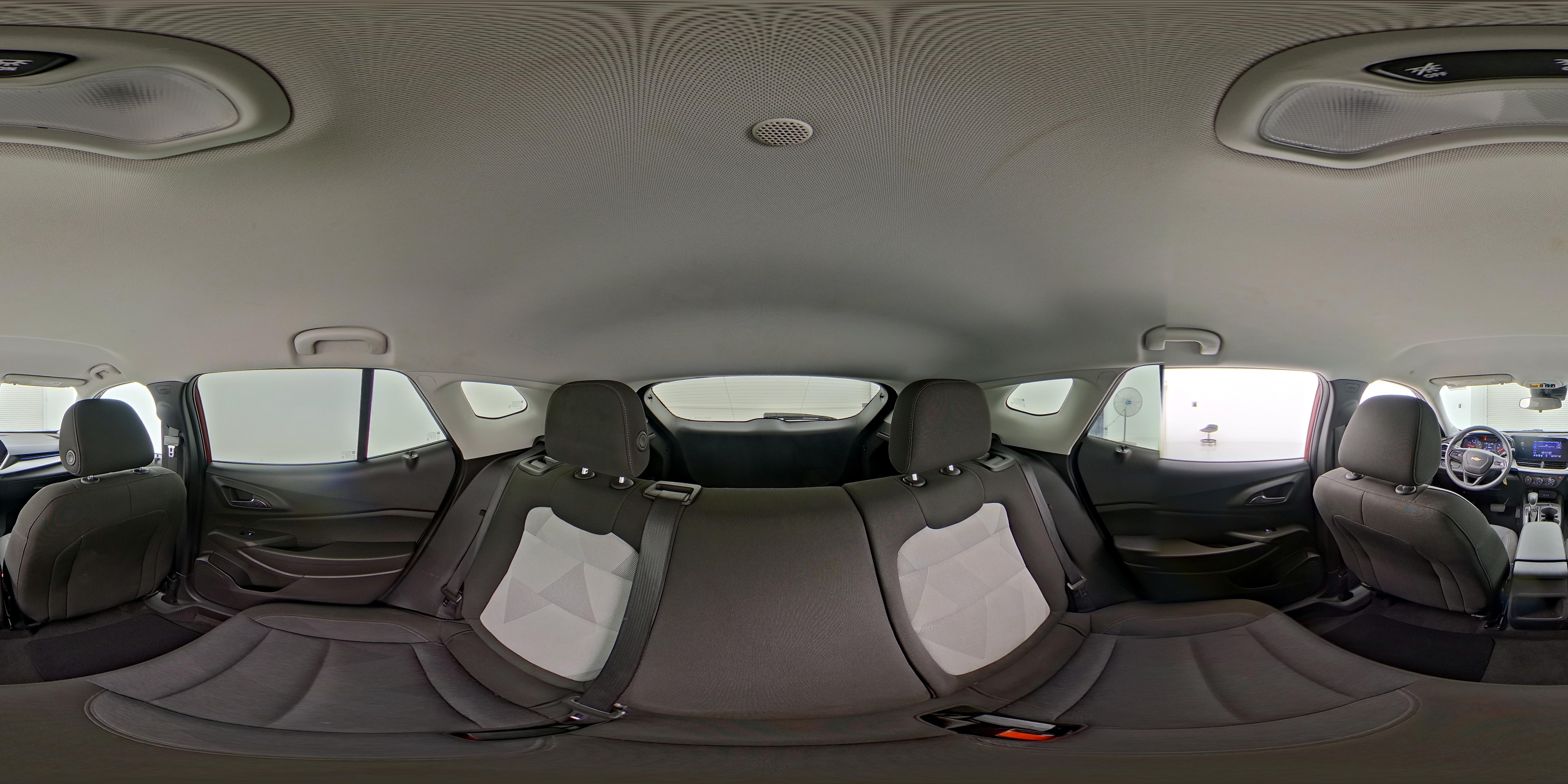 2025 Chevrolet Trax LS - Photo 25