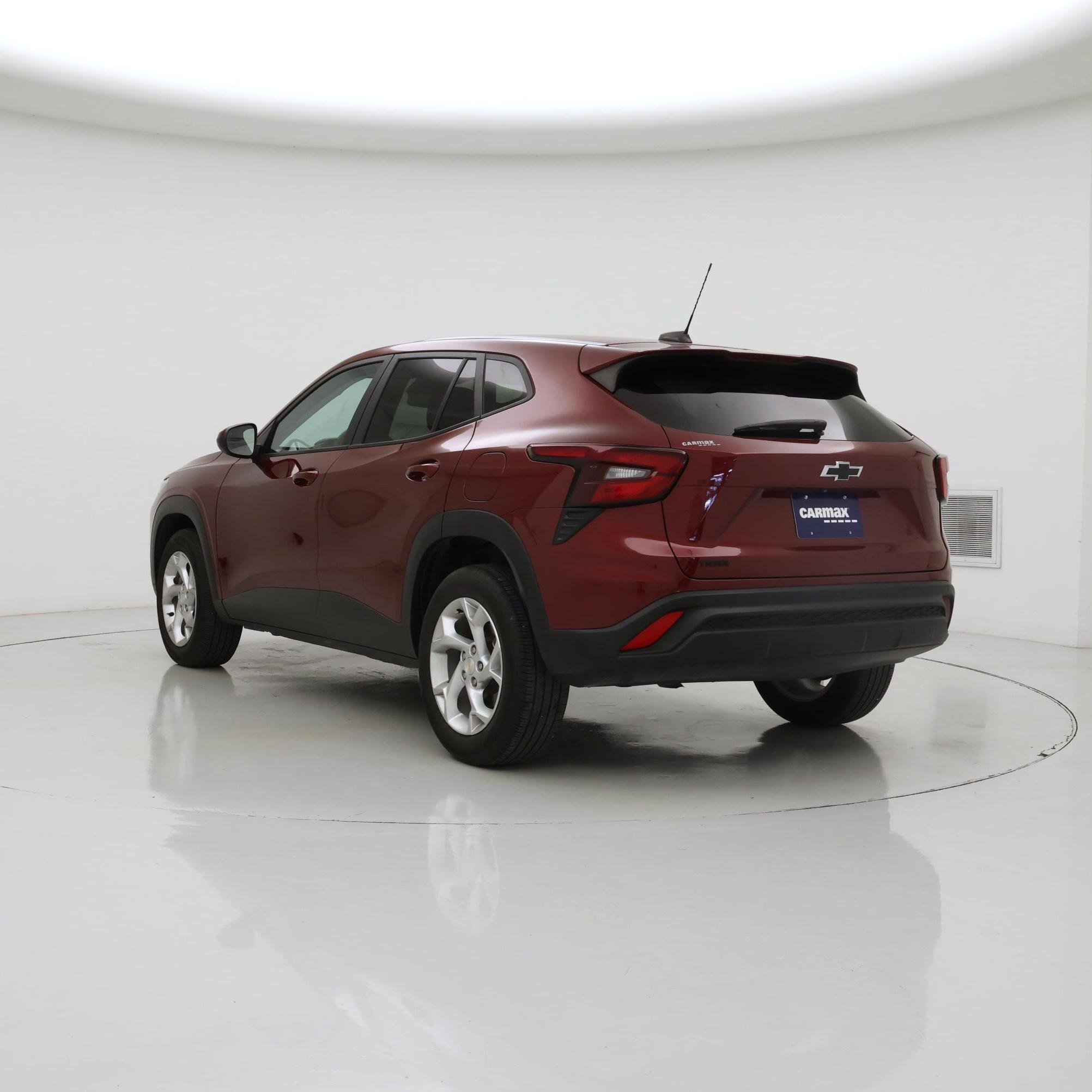 Thumbnail: 2025 Chevrolet Trax - 2