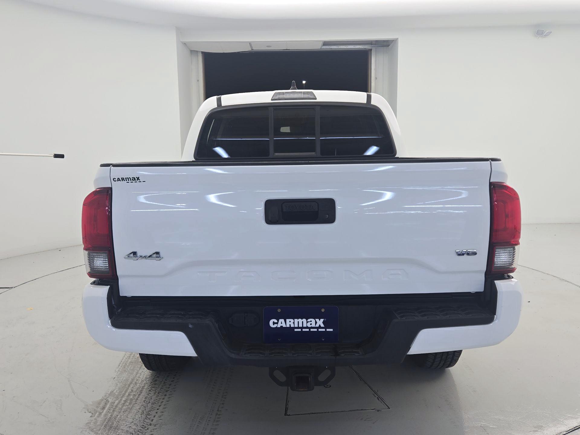 Thumbnail: 2021 Toyota Tacoma - 6