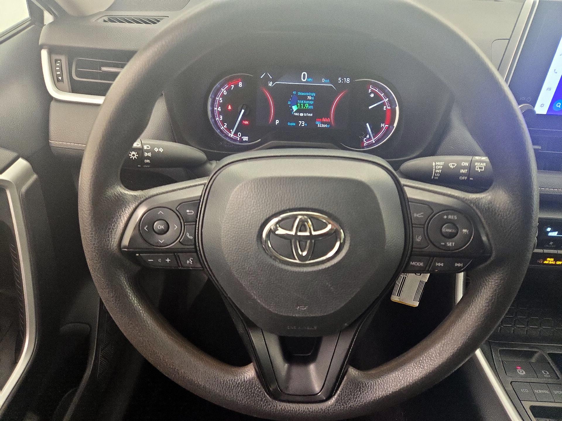 Thumbnail: 2024 Toyota RAV4 - 10