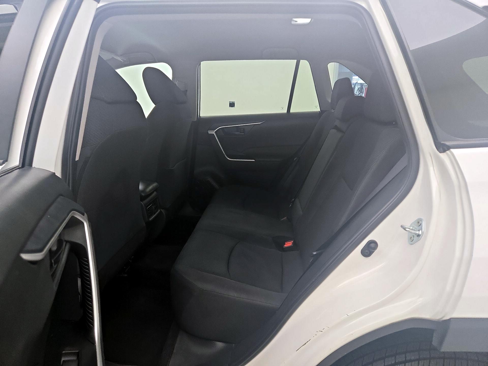 Thumbnail: 2024 Toyota RAV4 - 19