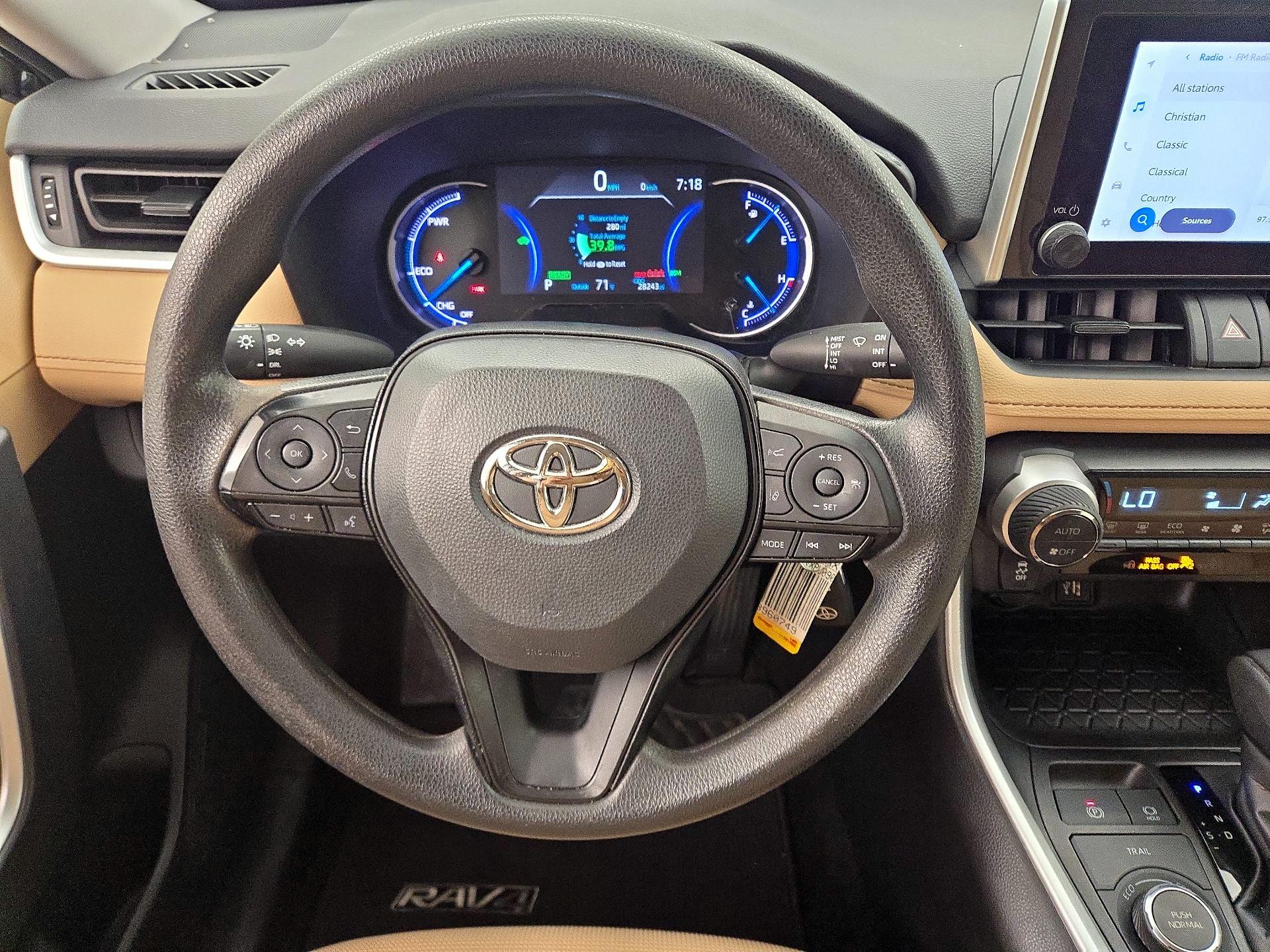 Thumbnail: 2023 Toyota RAV4 - 10